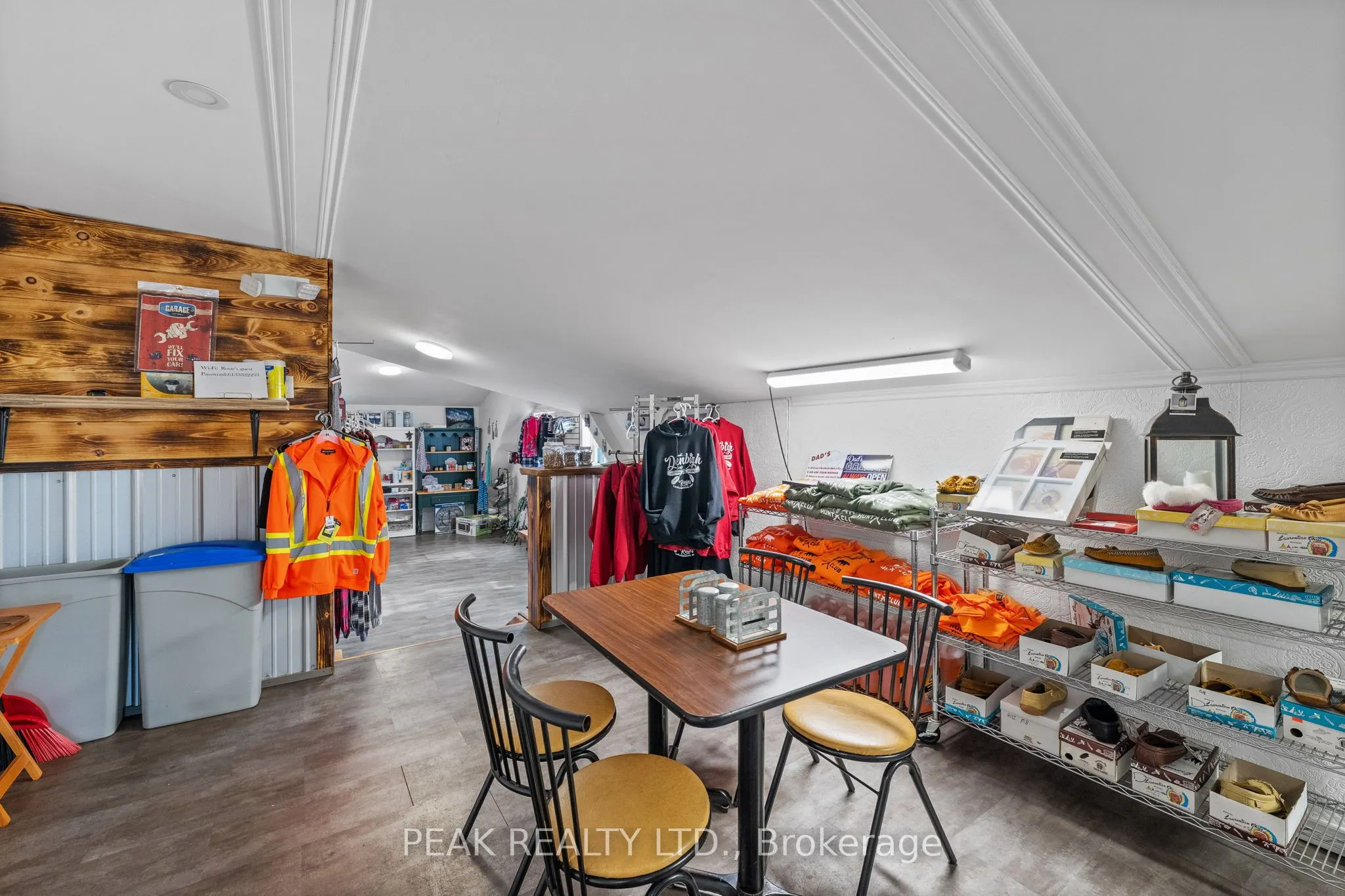 22353 Highway 41