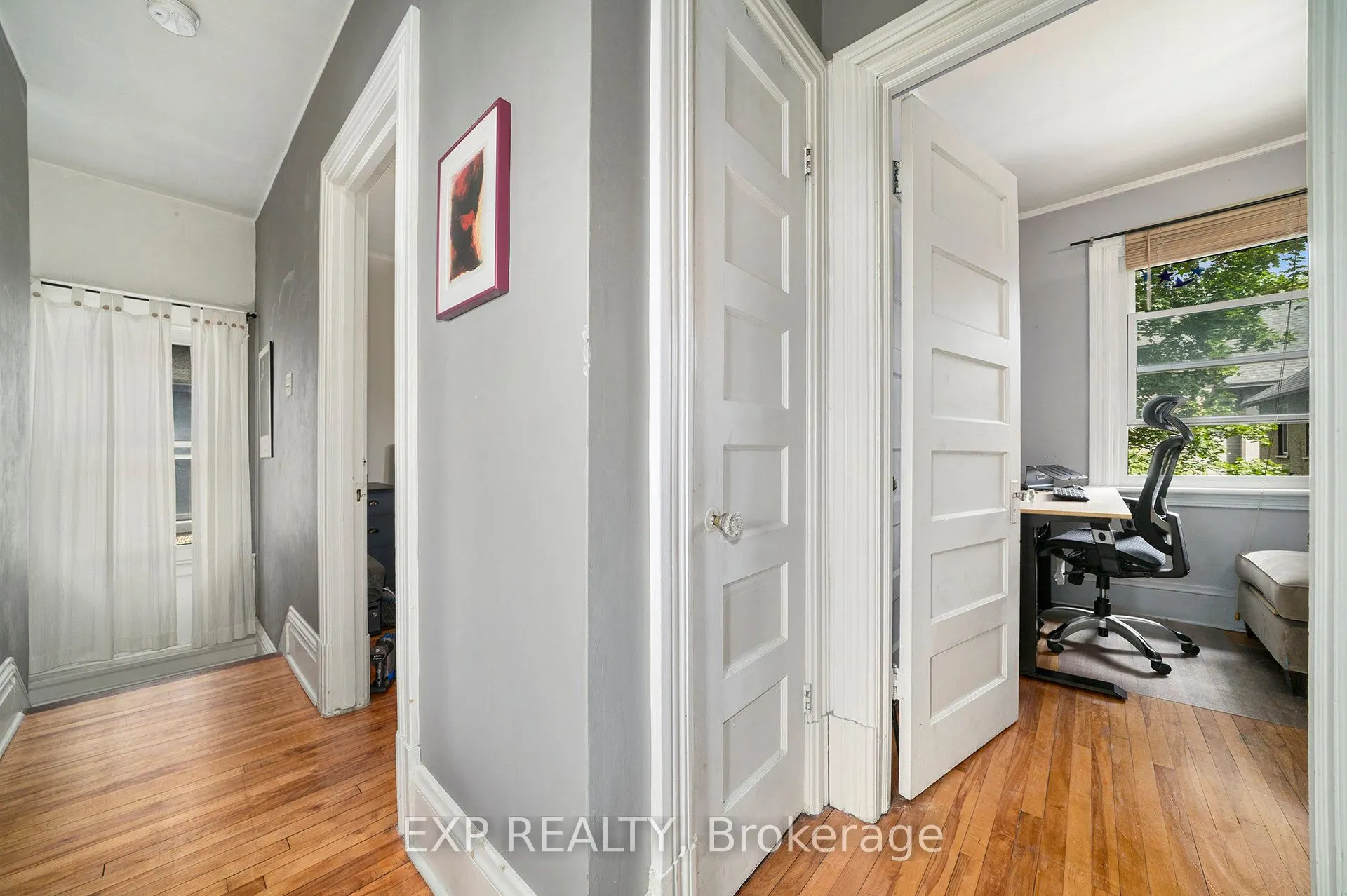 477 Kent Street