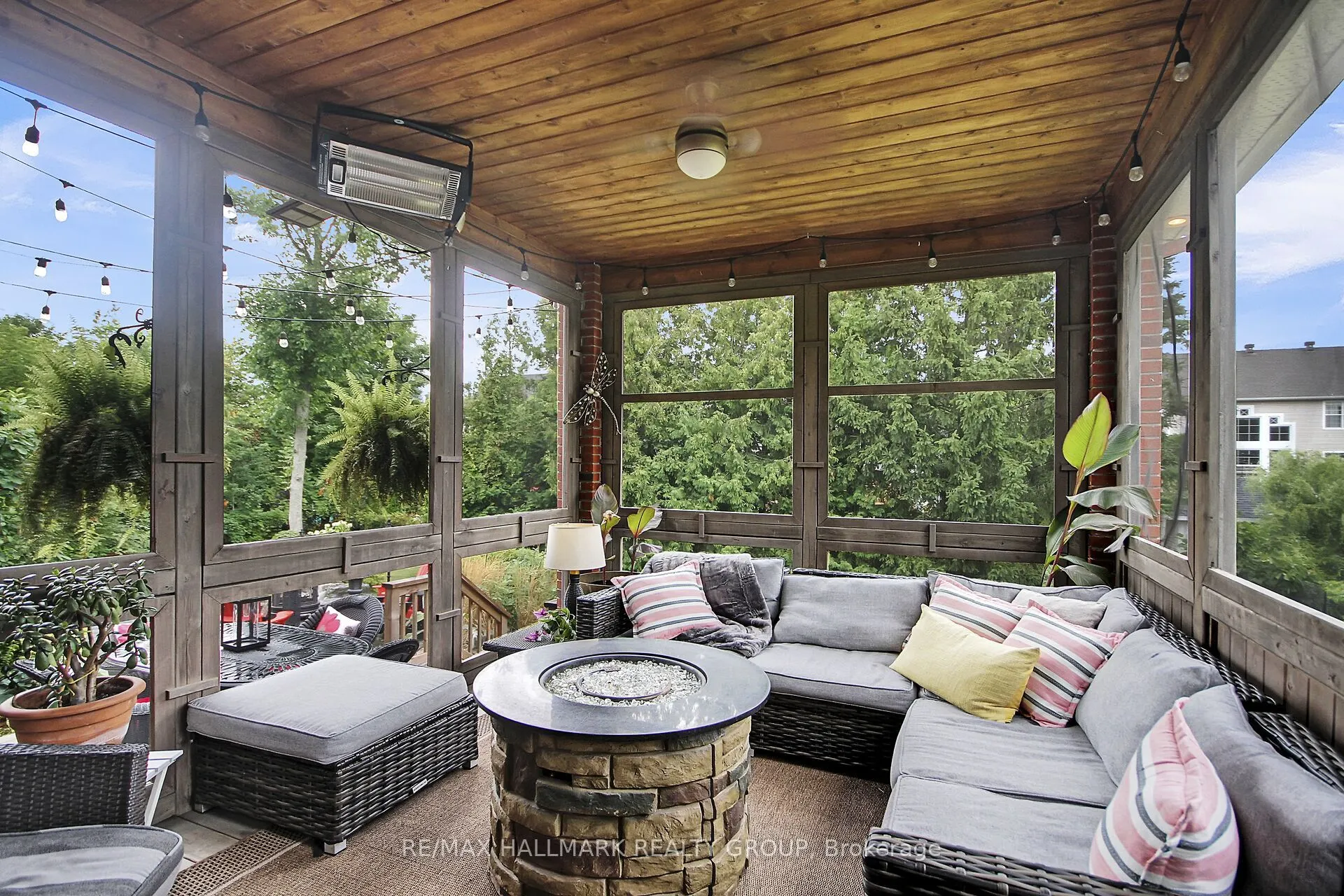 13 Beechgrove Gardens