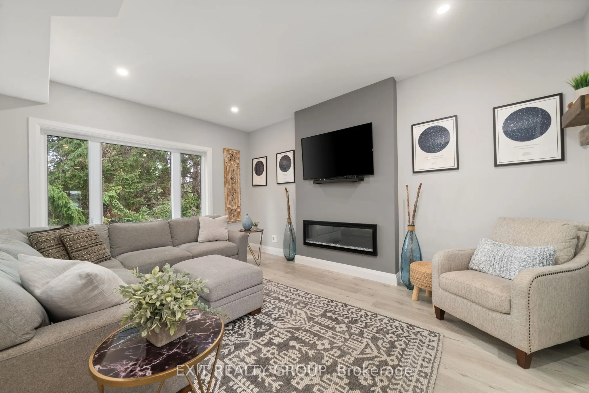 4 Mackenzie John Crescent