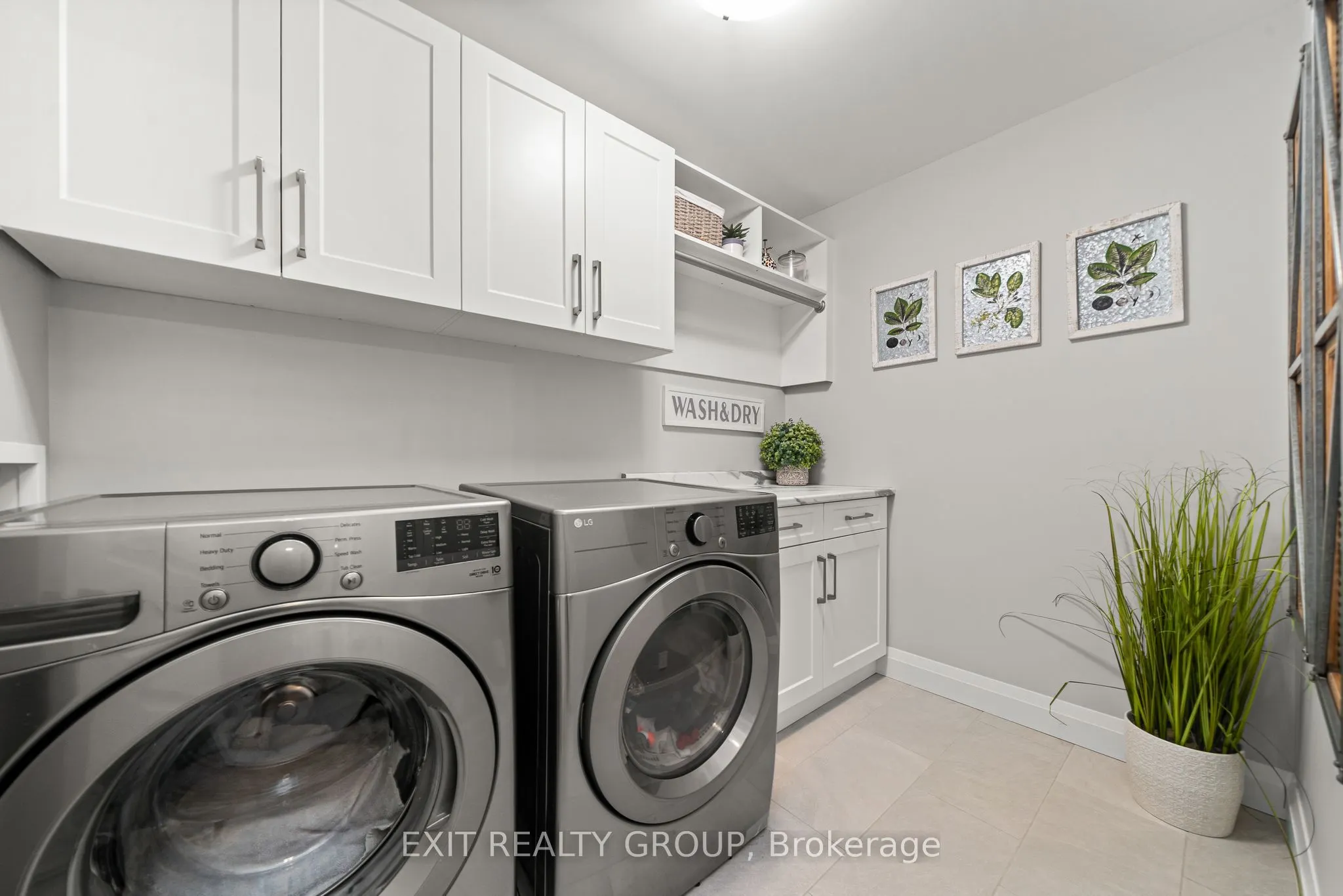 4 Mackenzie John Crescent