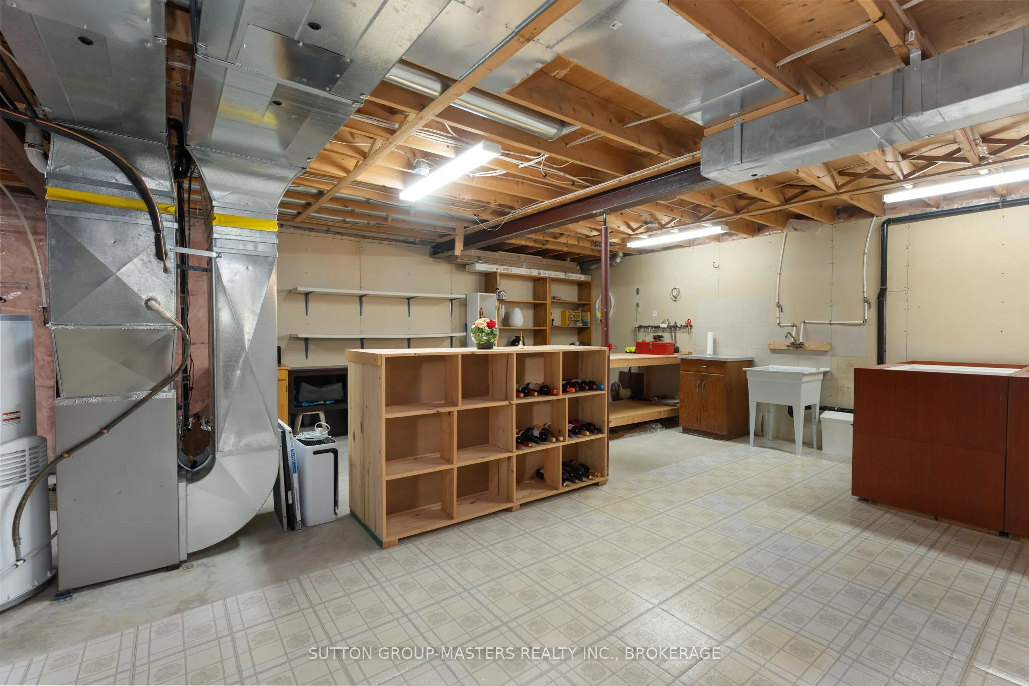 539 Sackville Crescent