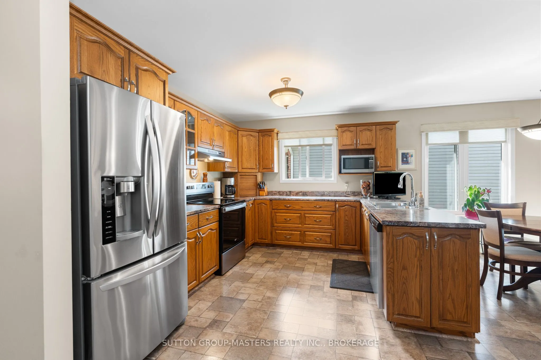 539 Sackville Crescent