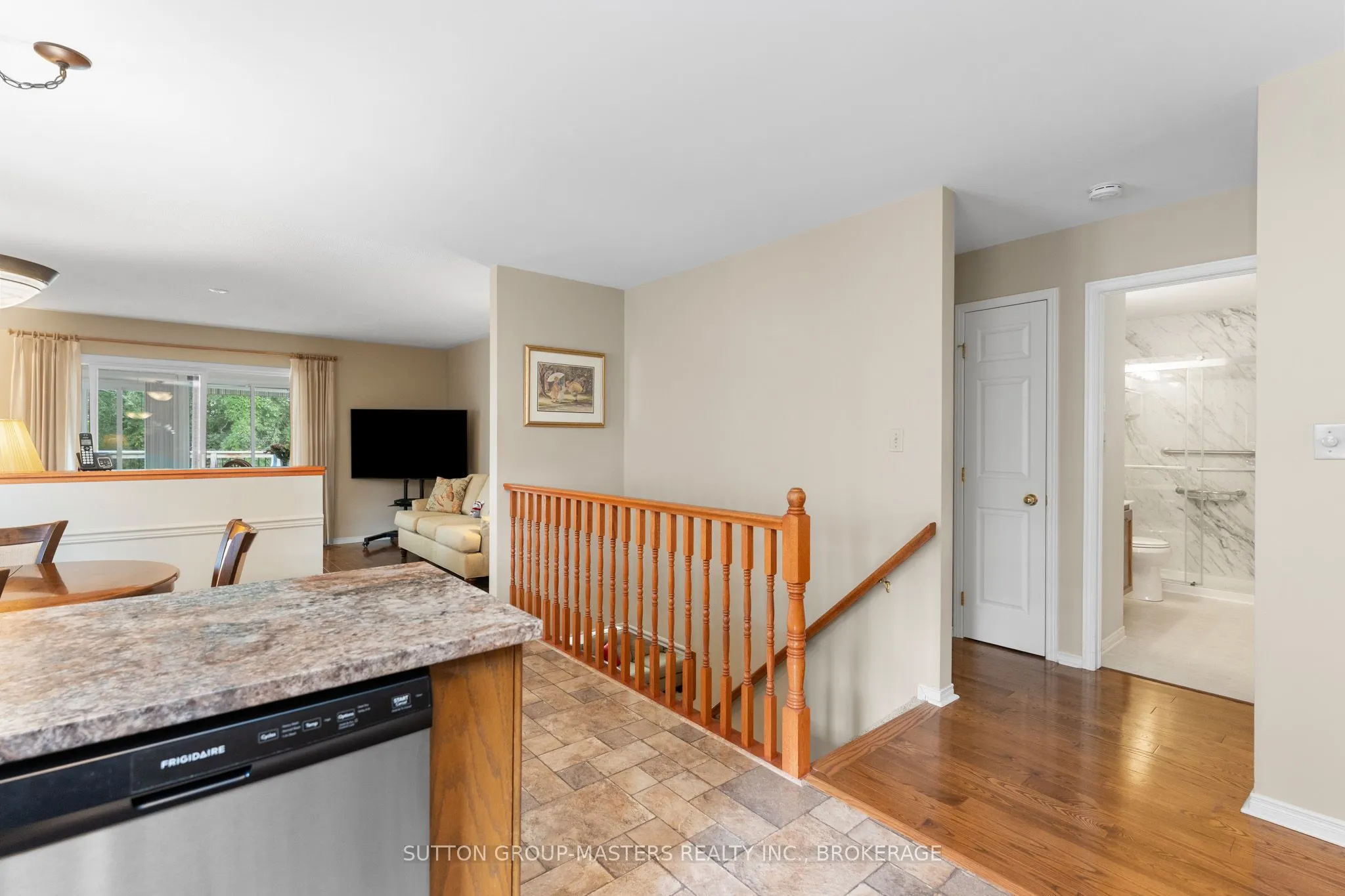 539 Sackville Crescent