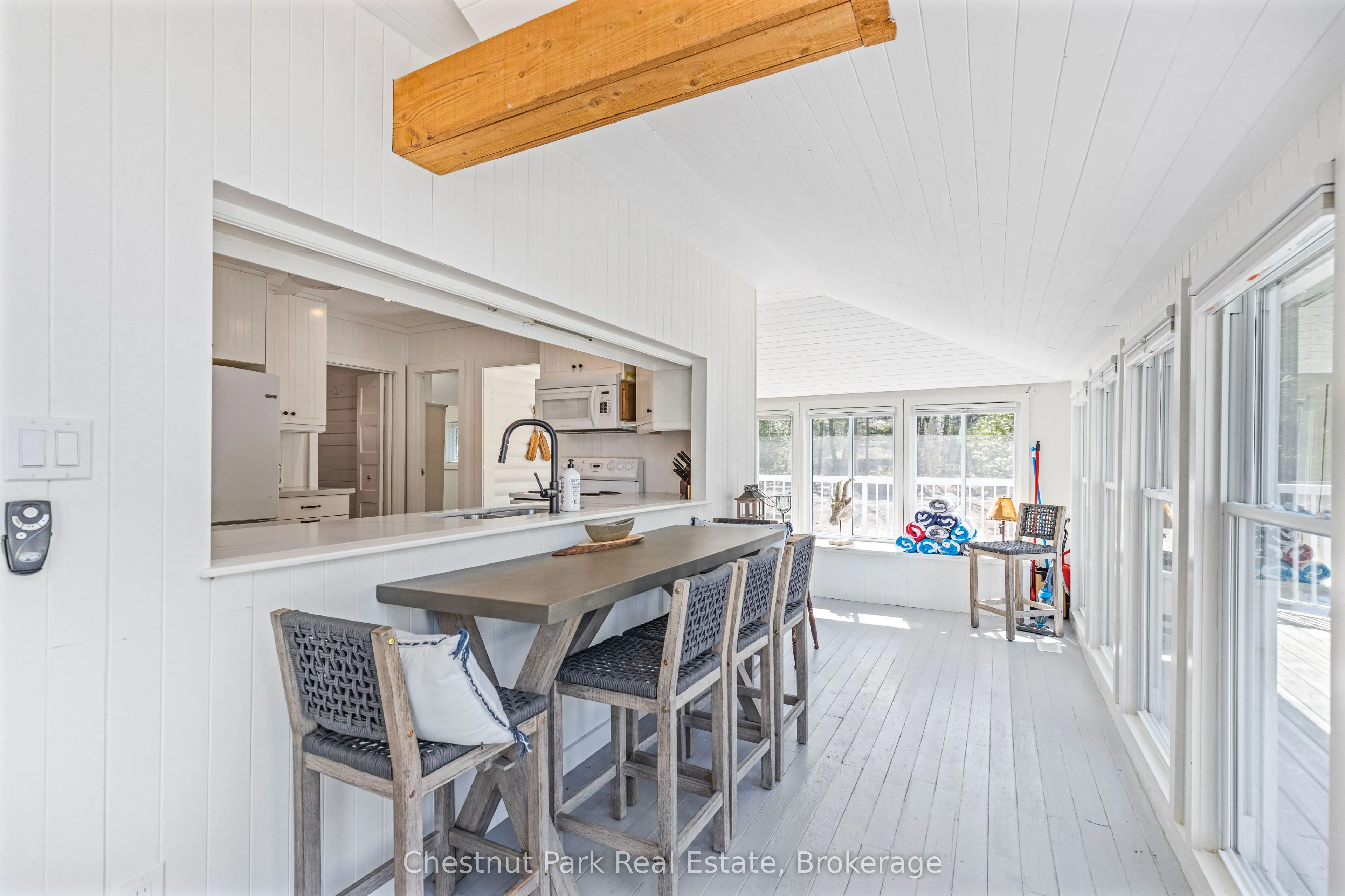 1017 DARK BAY Road