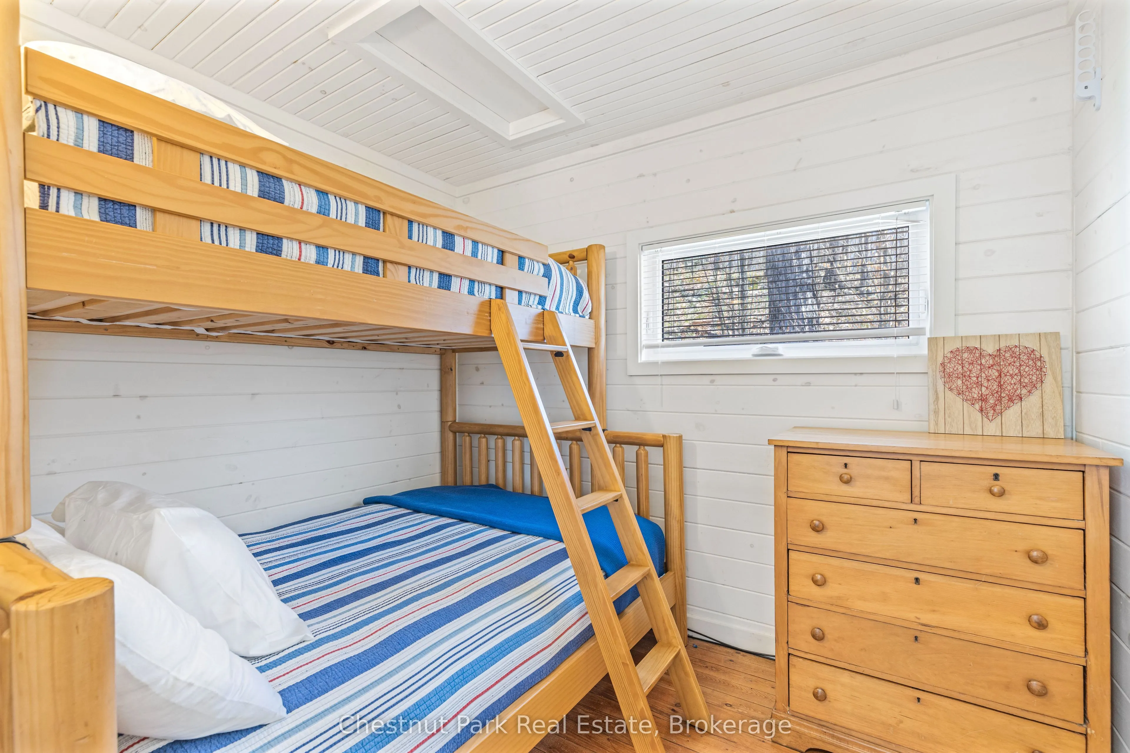 1017 DARK BAY Road