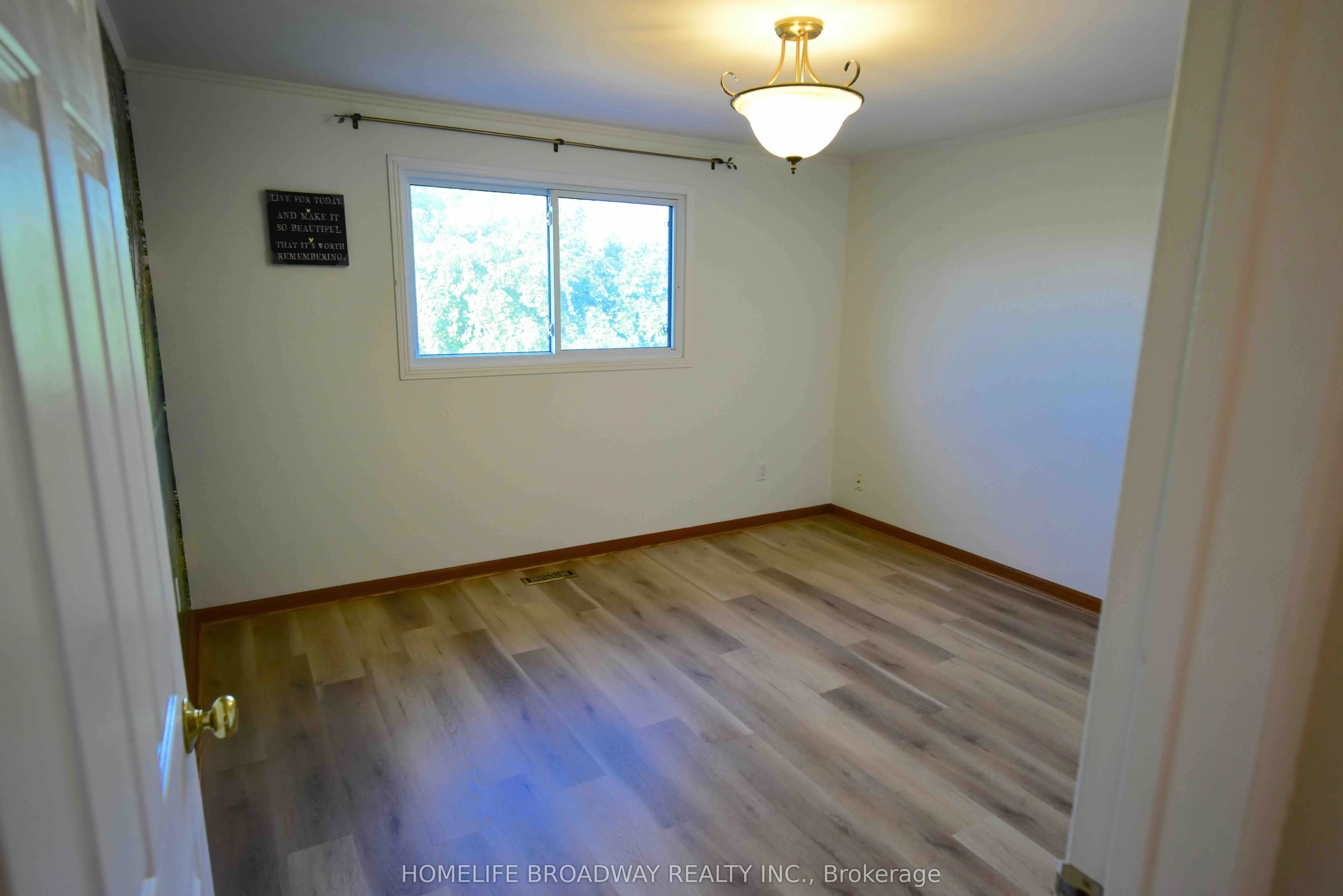 126 Hazelglen Drive