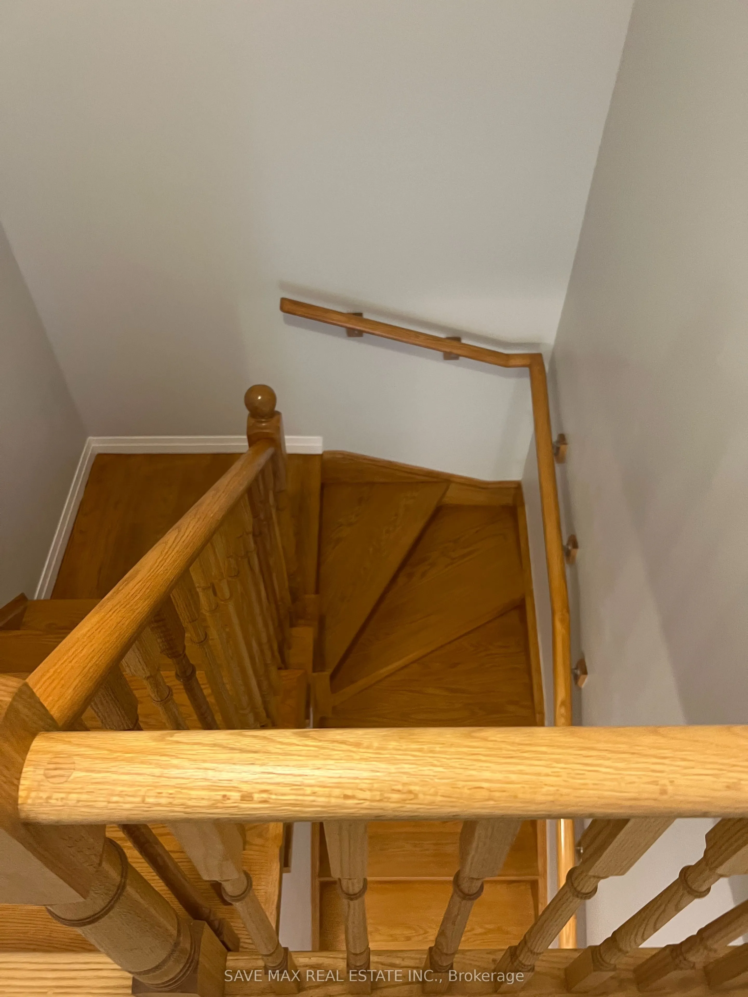4194 Cherry Heights Boulevard W