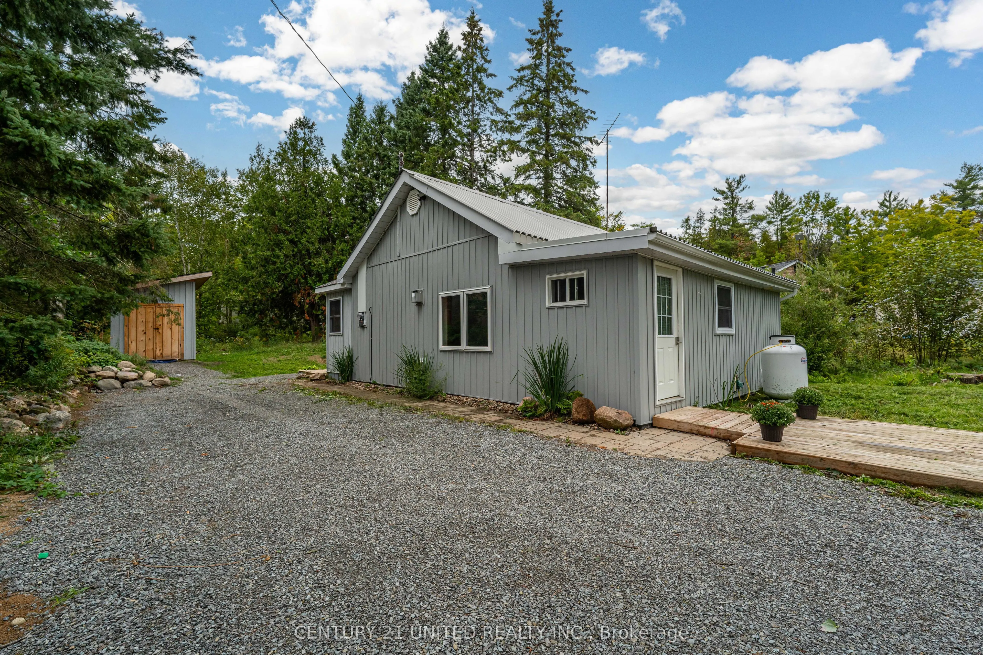 8186 Highway 28