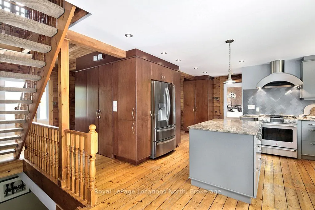 112 Algonquin Drive