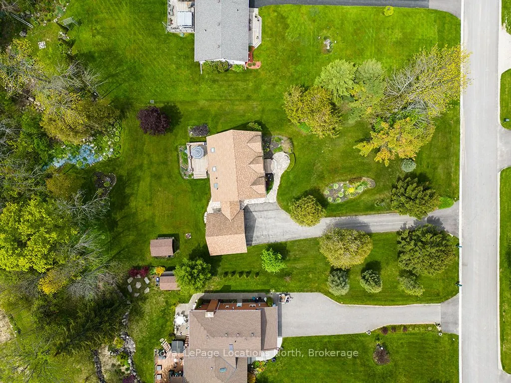 112 Algonquin Drive