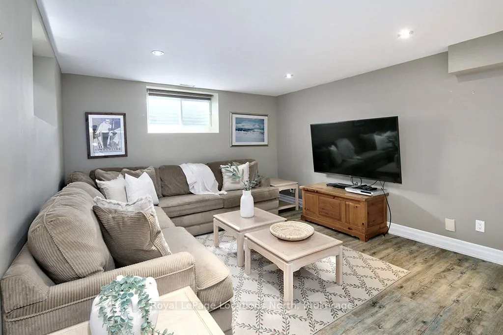 112 Algonquin Drive