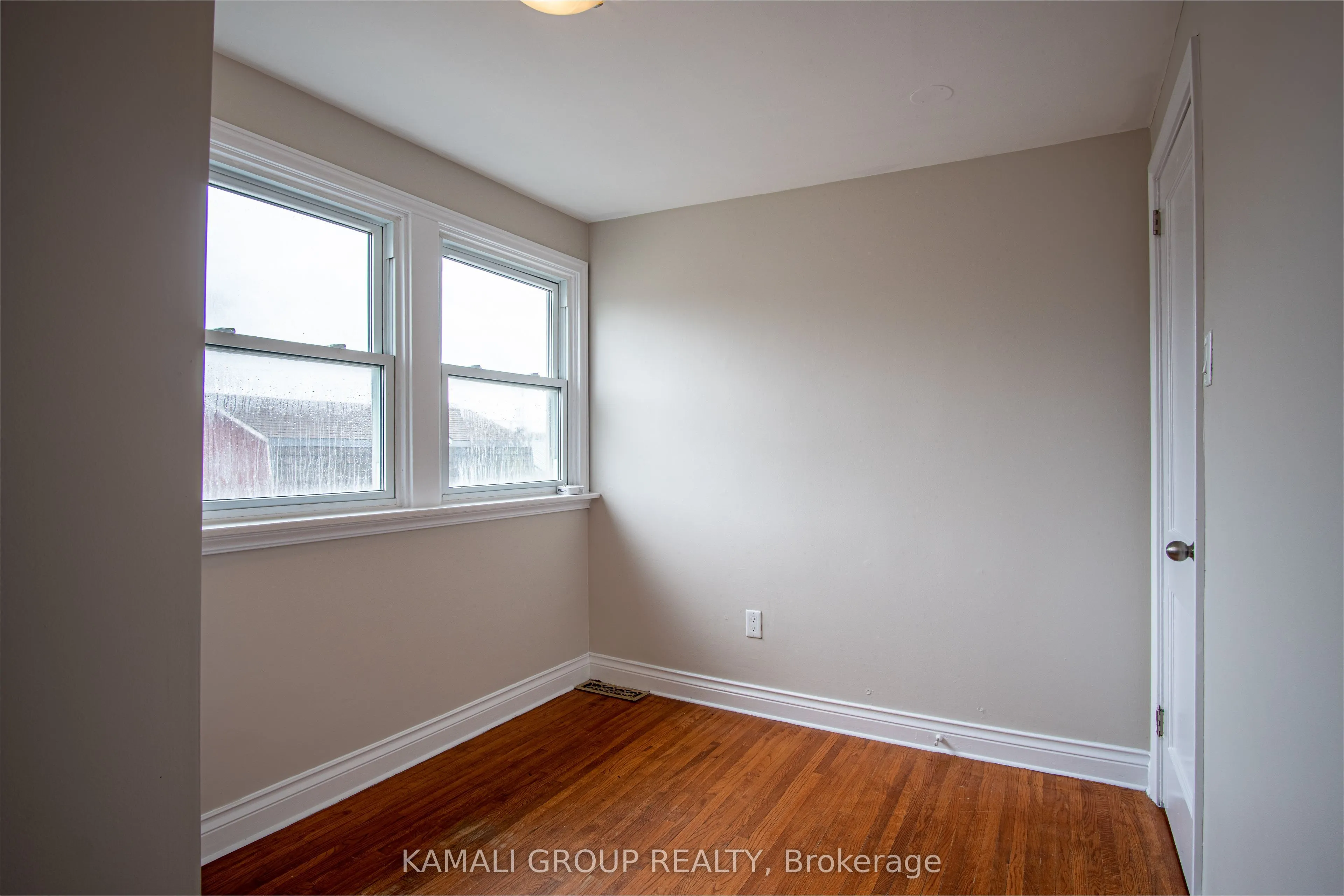 15 Sherbourne Street, #UPPER