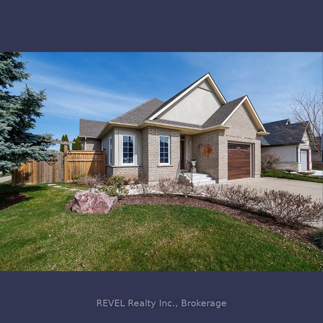 2 Seyval Place