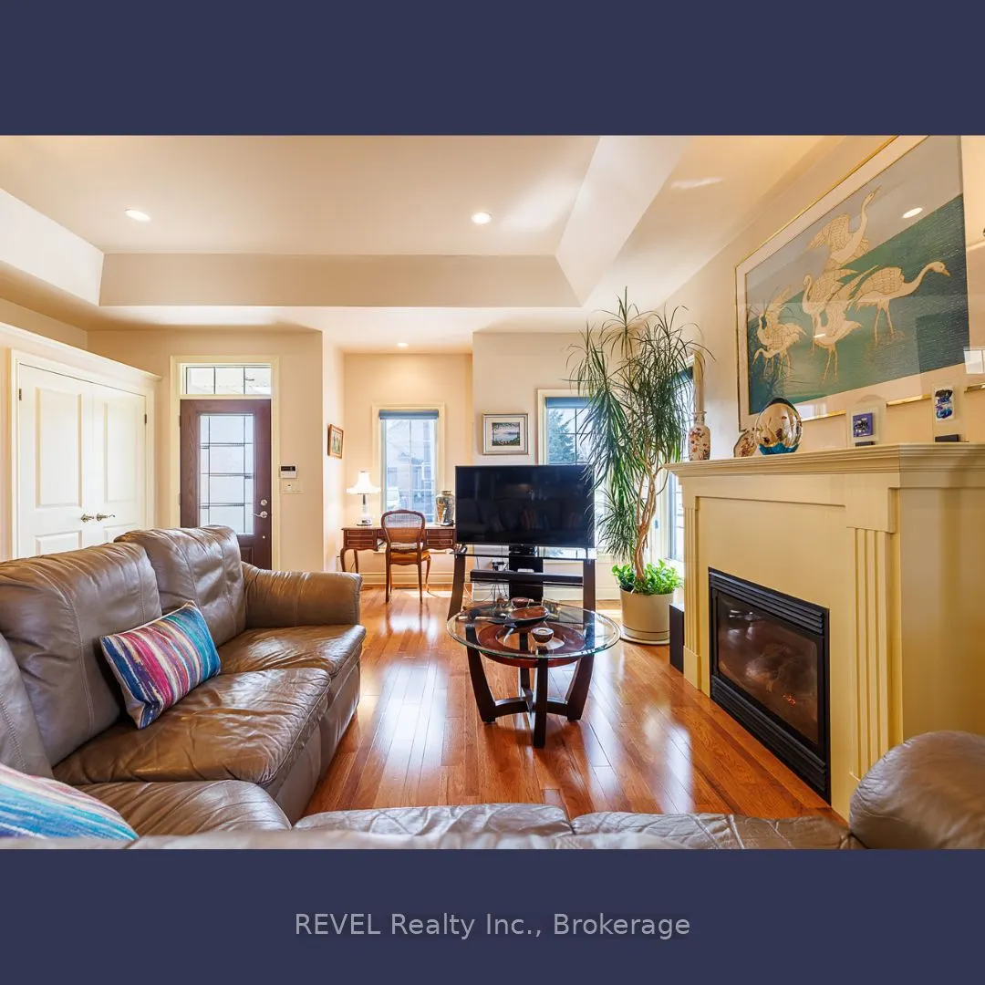2 Seyval Place
