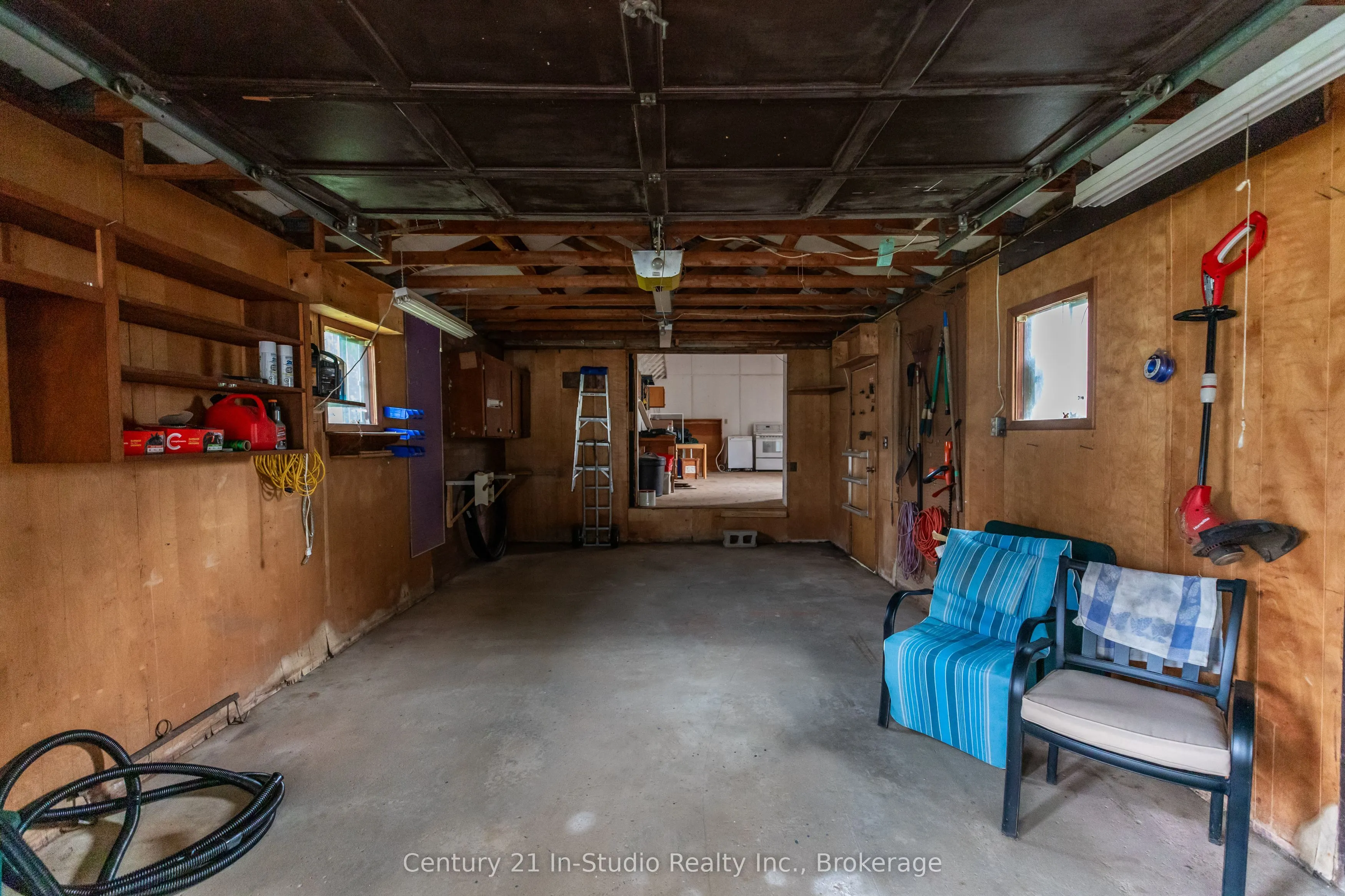 371 Hunter Street