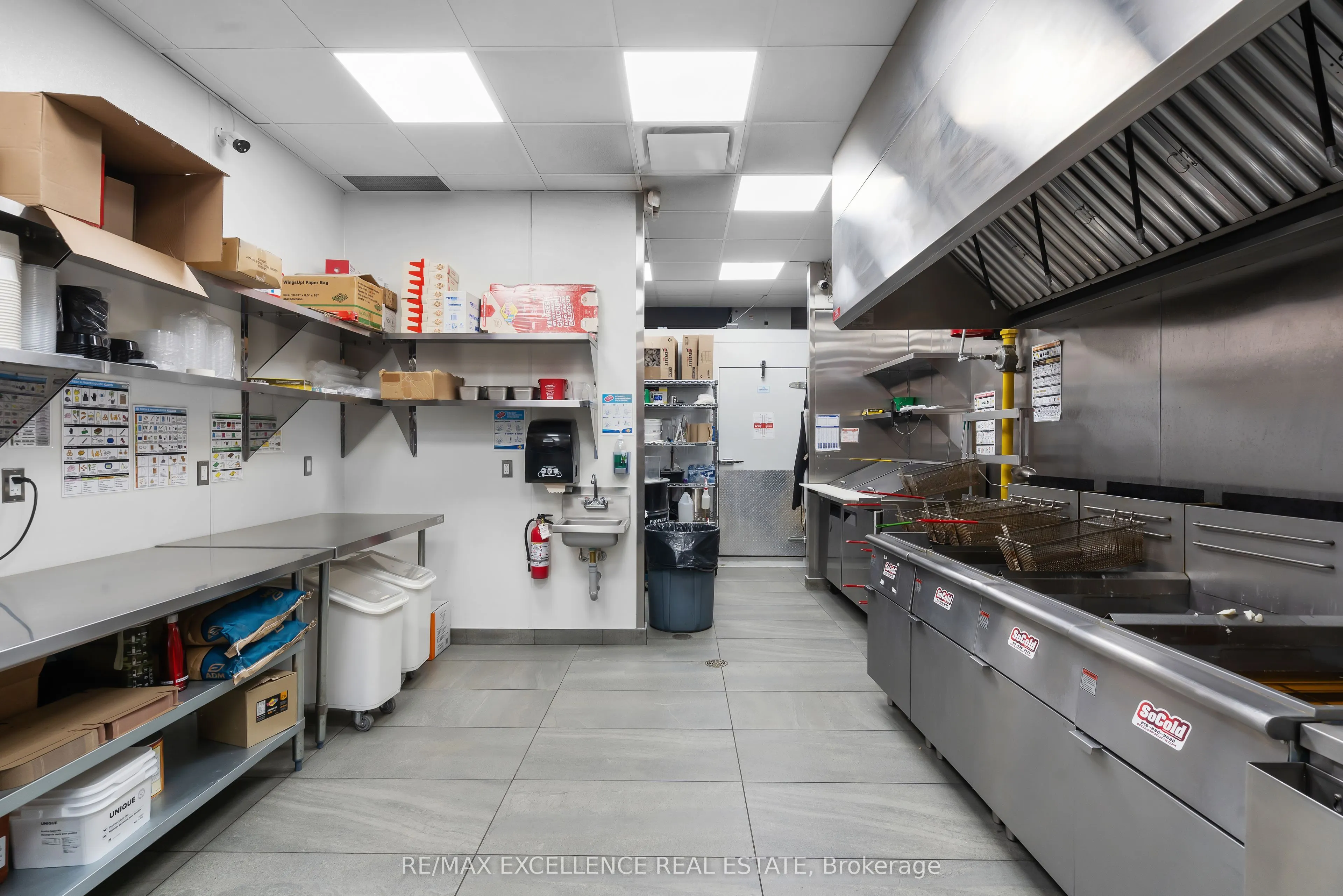 879 Wellington Road, #1A