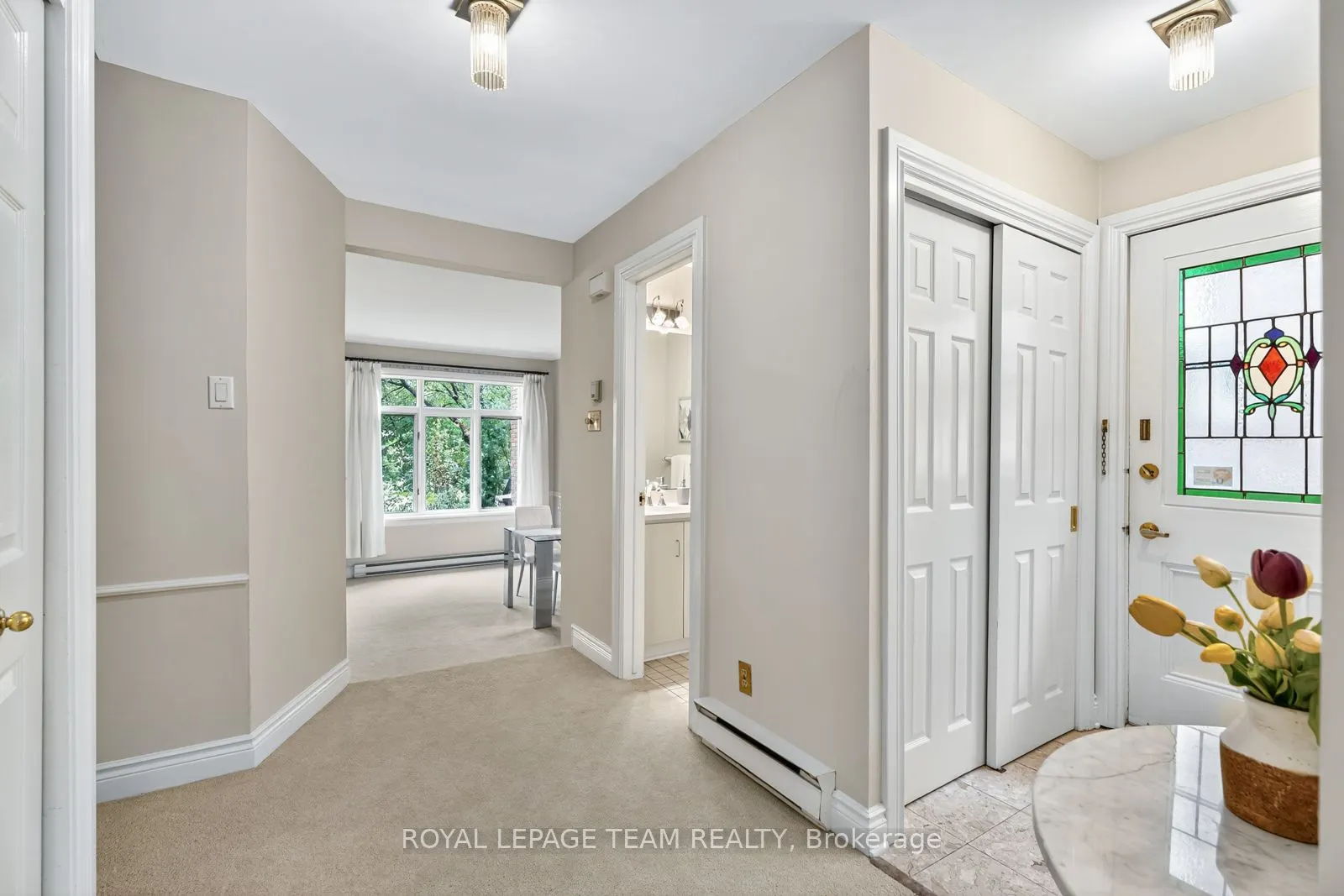 292 Laurier Avenue, #9