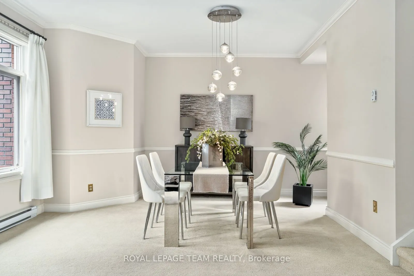 292 Laurier Avenue, #9