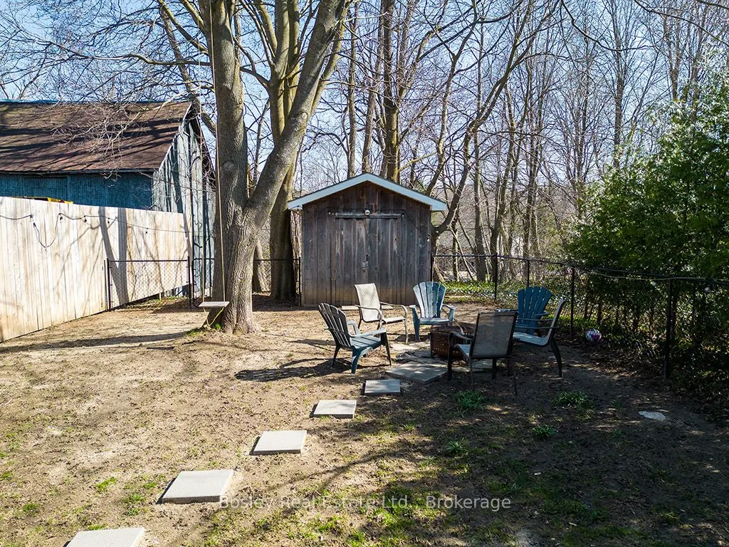 153 Trowbridge Street W