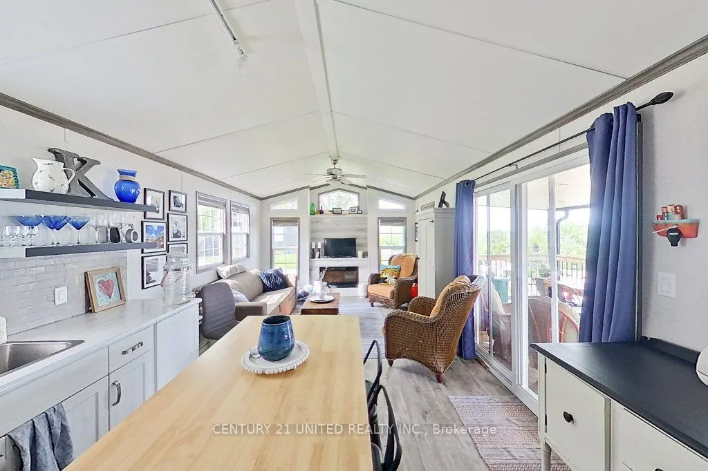 920 Skyline Road, #5 Marina Cres