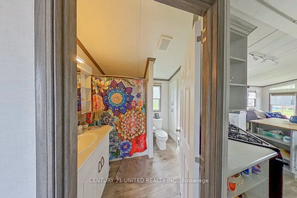 920 Skyline Road, #5 Marina Cres