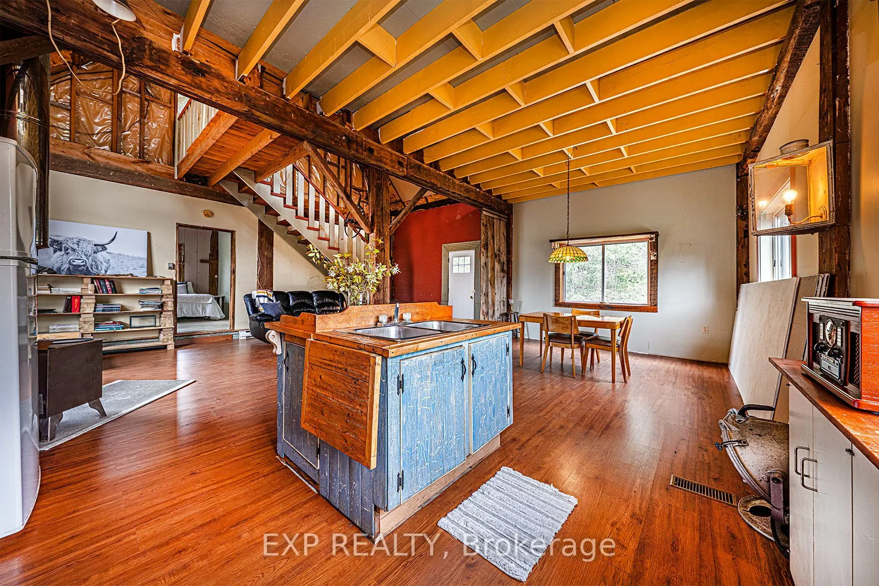 1057 Macduff Road