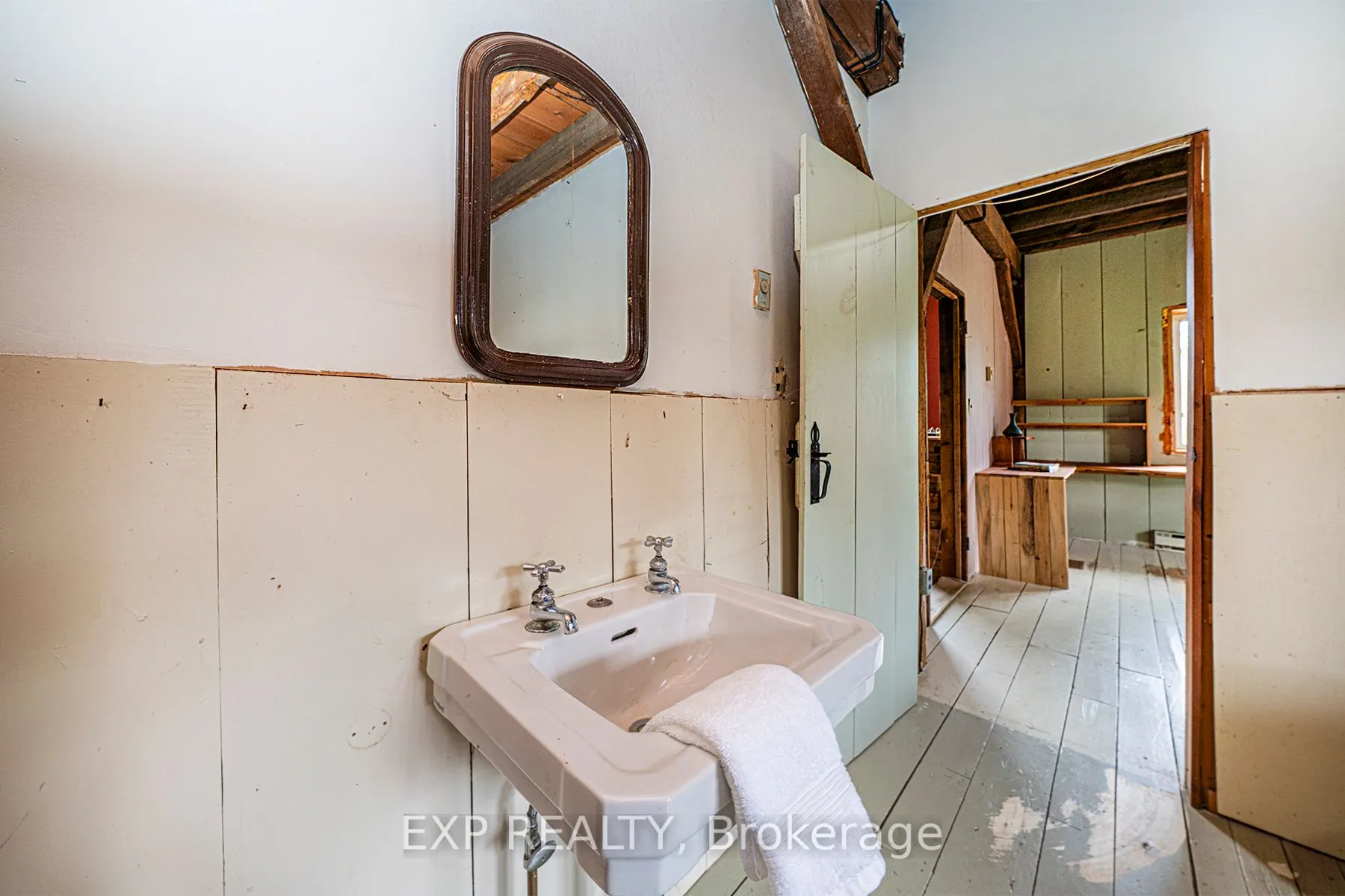 1057 Macduff Road