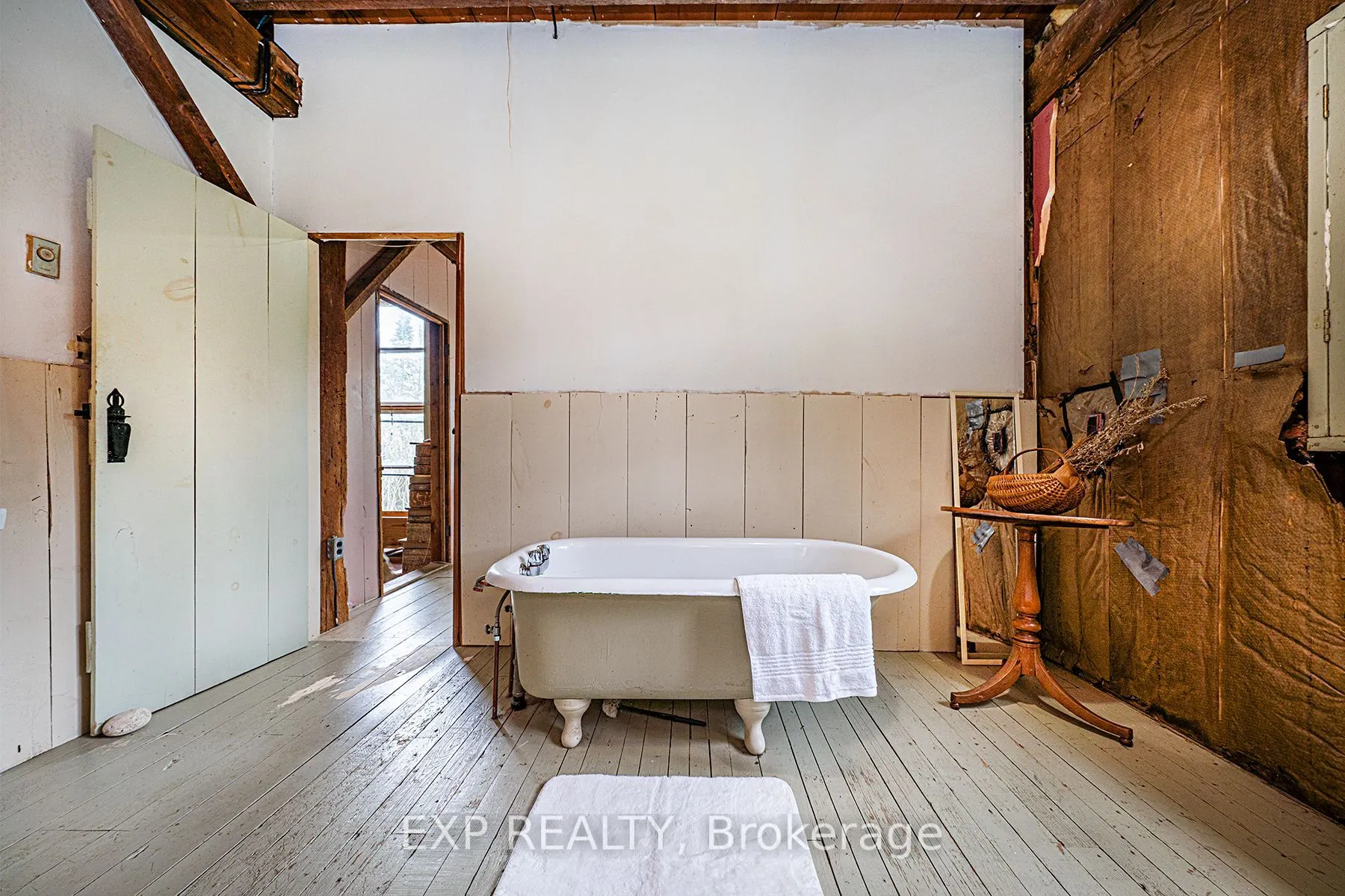 1057 Macduff Road