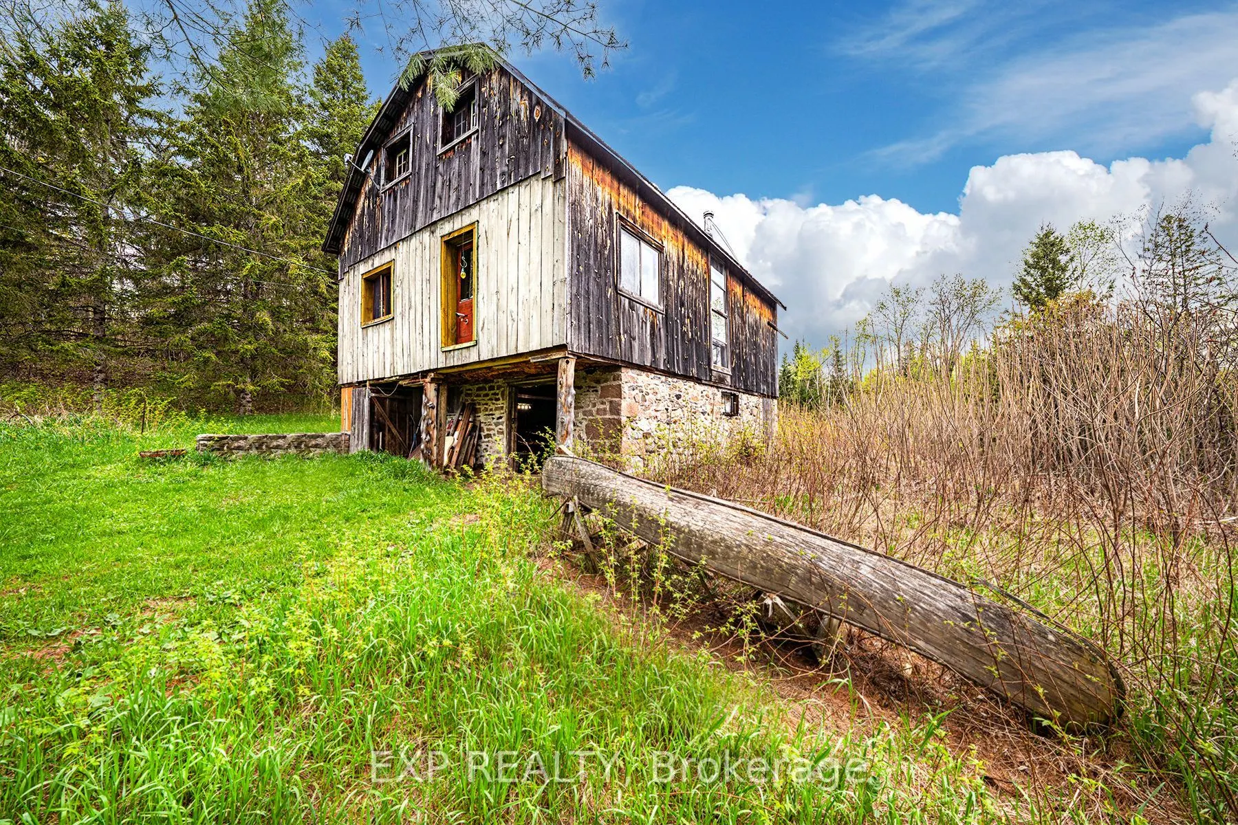 1057 Macduff Road