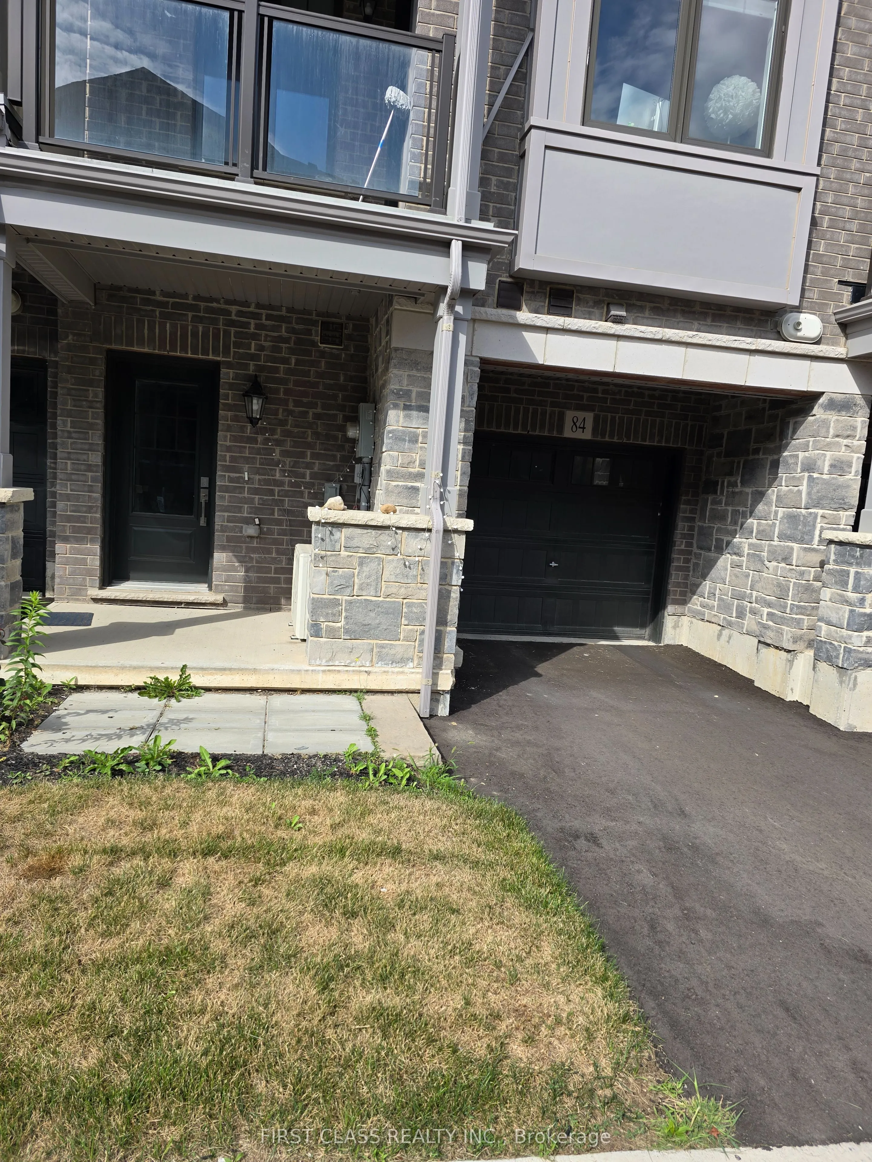 10 Birmingham Drive, #84