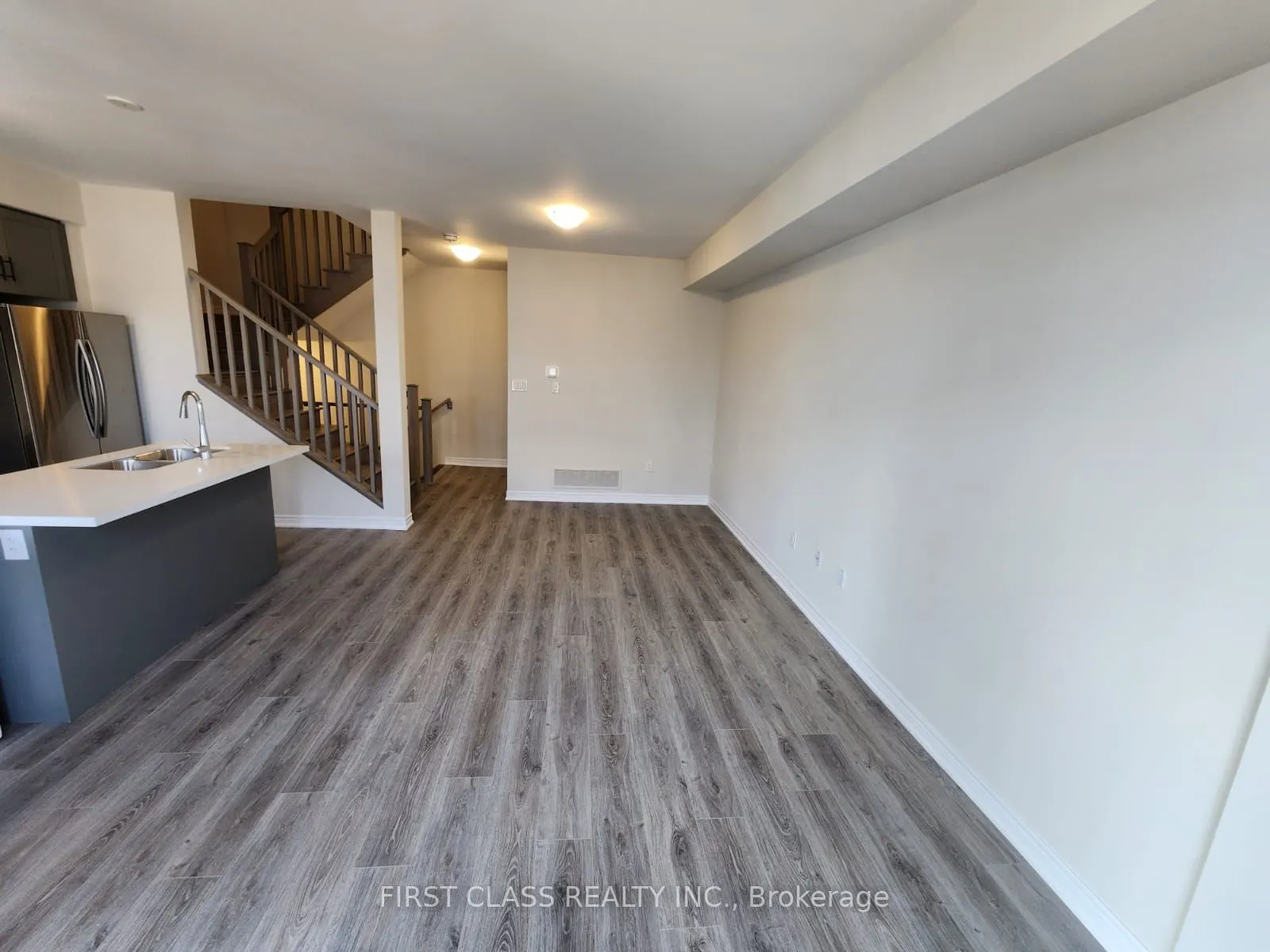 10 Birmingham Drive, #84