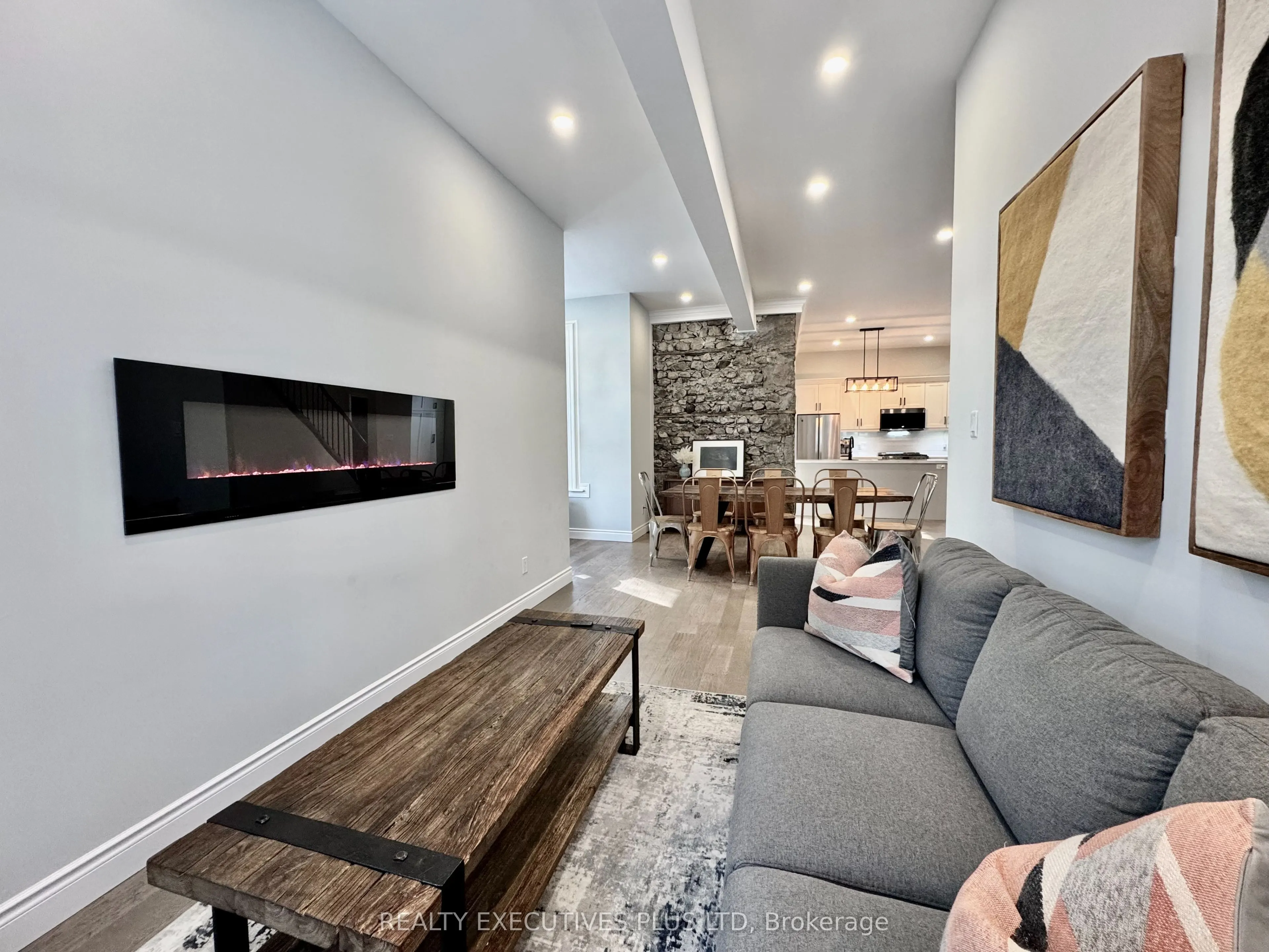 6 Elgin Street N