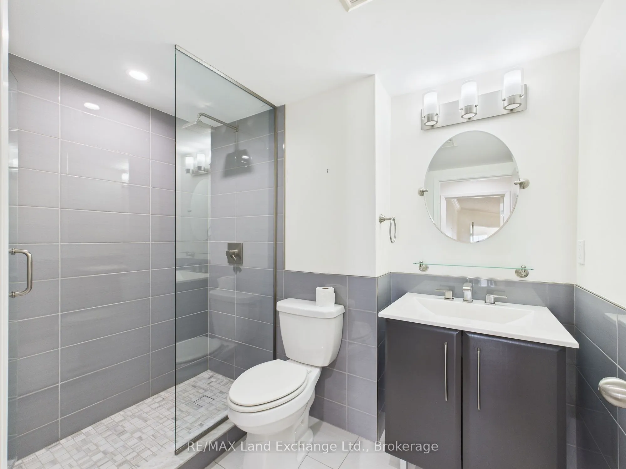 200 Harbour Street, #108