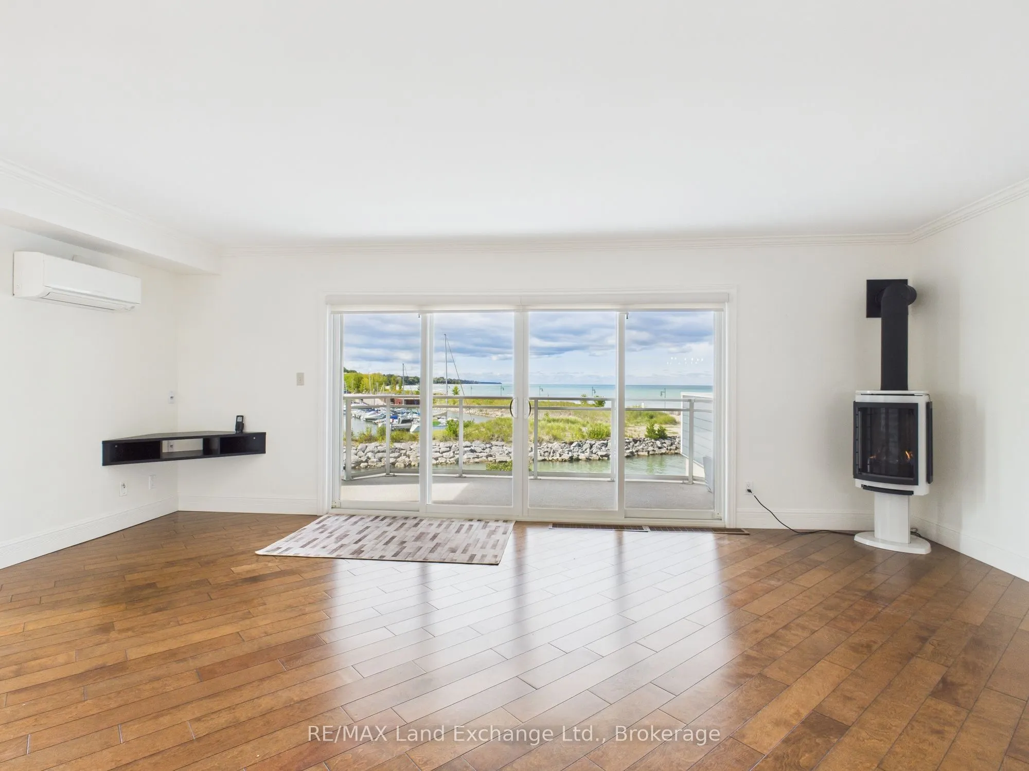 200 Harbour Street, #108