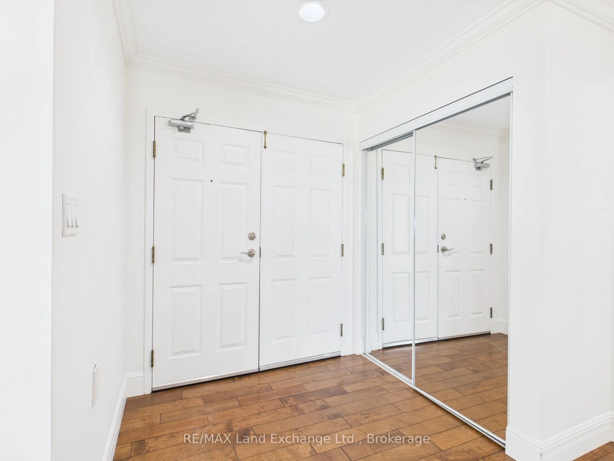 200 Harbour Street, #108