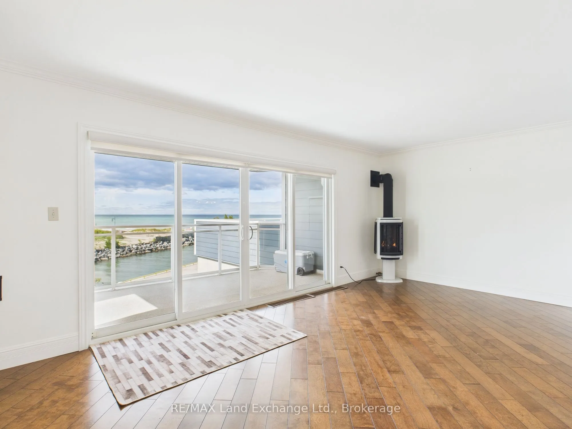 200 Harbour Street, #108