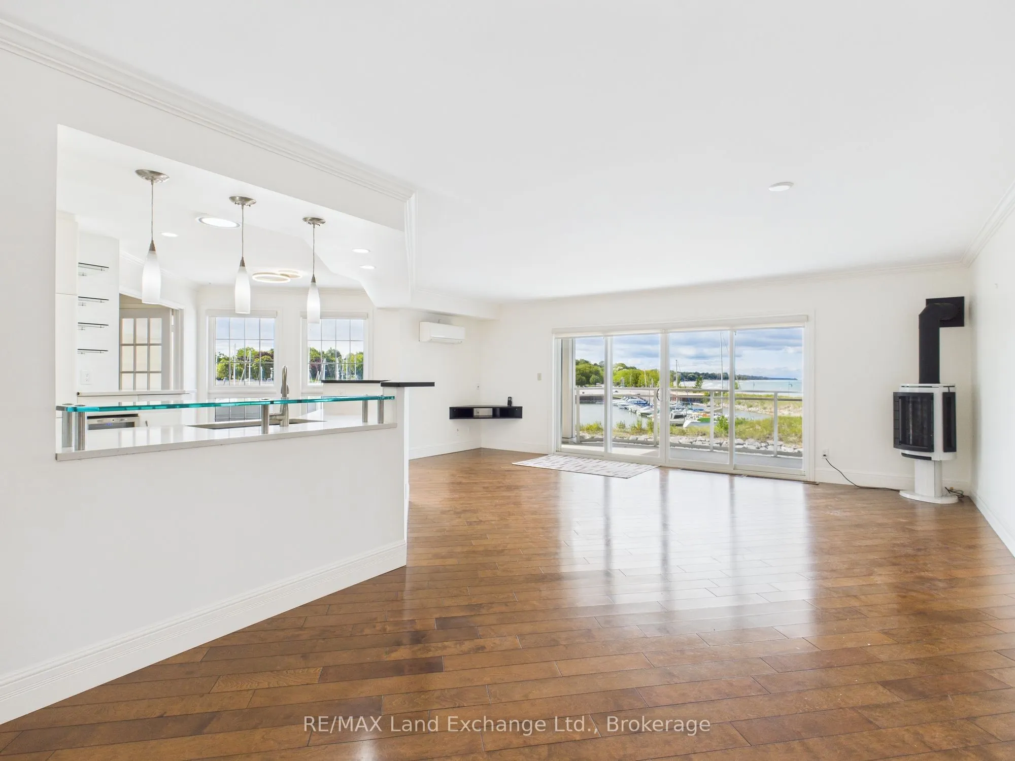 200 Harbour Street, #108