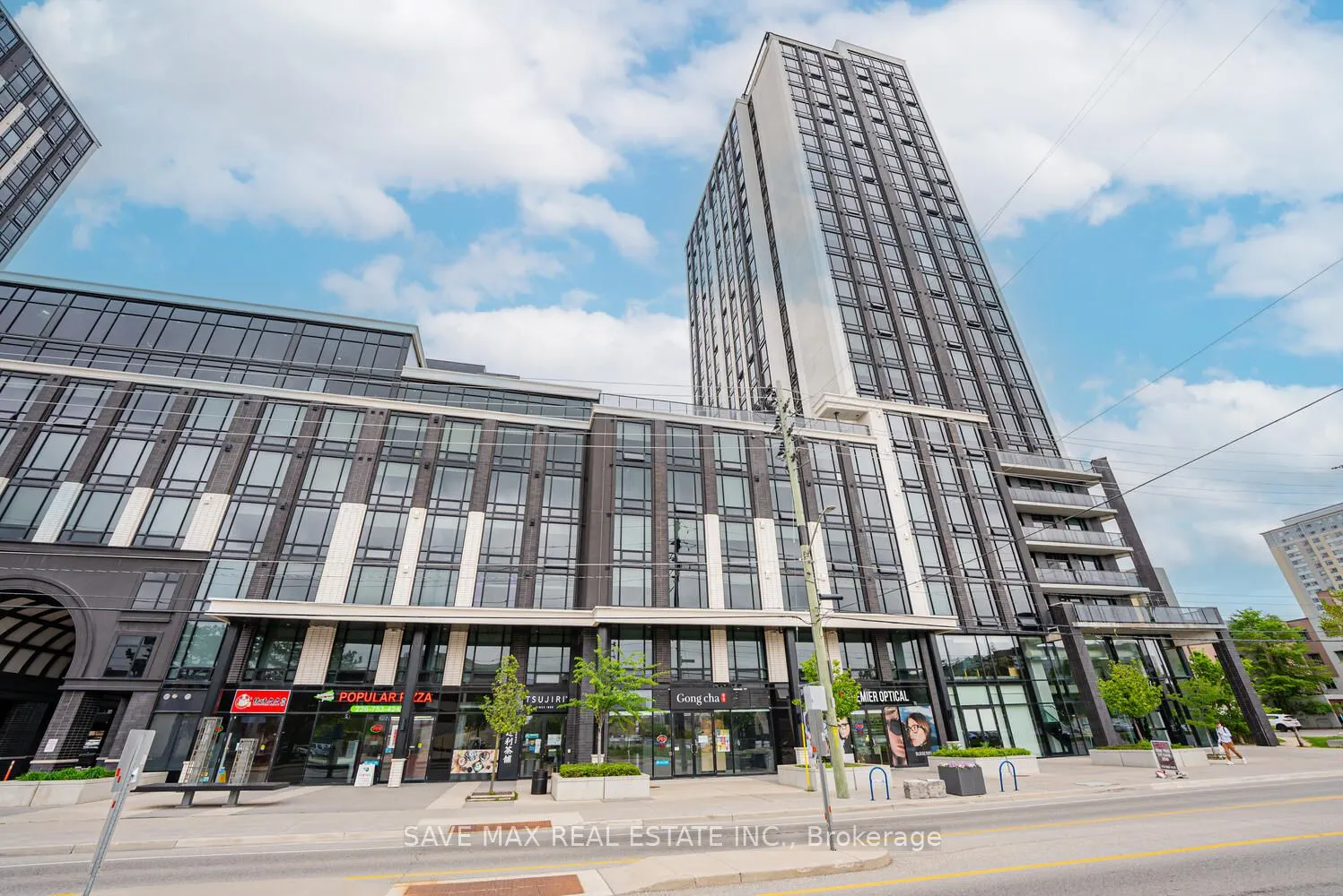 330 Philip Street W, #4