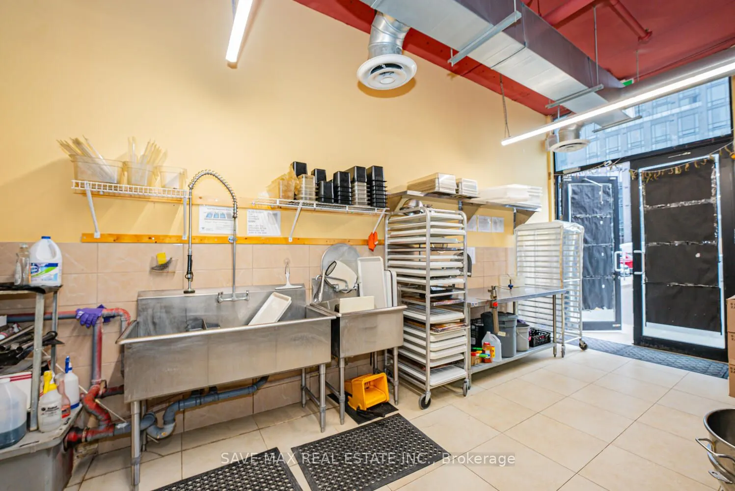 330 Philip Street W, #4