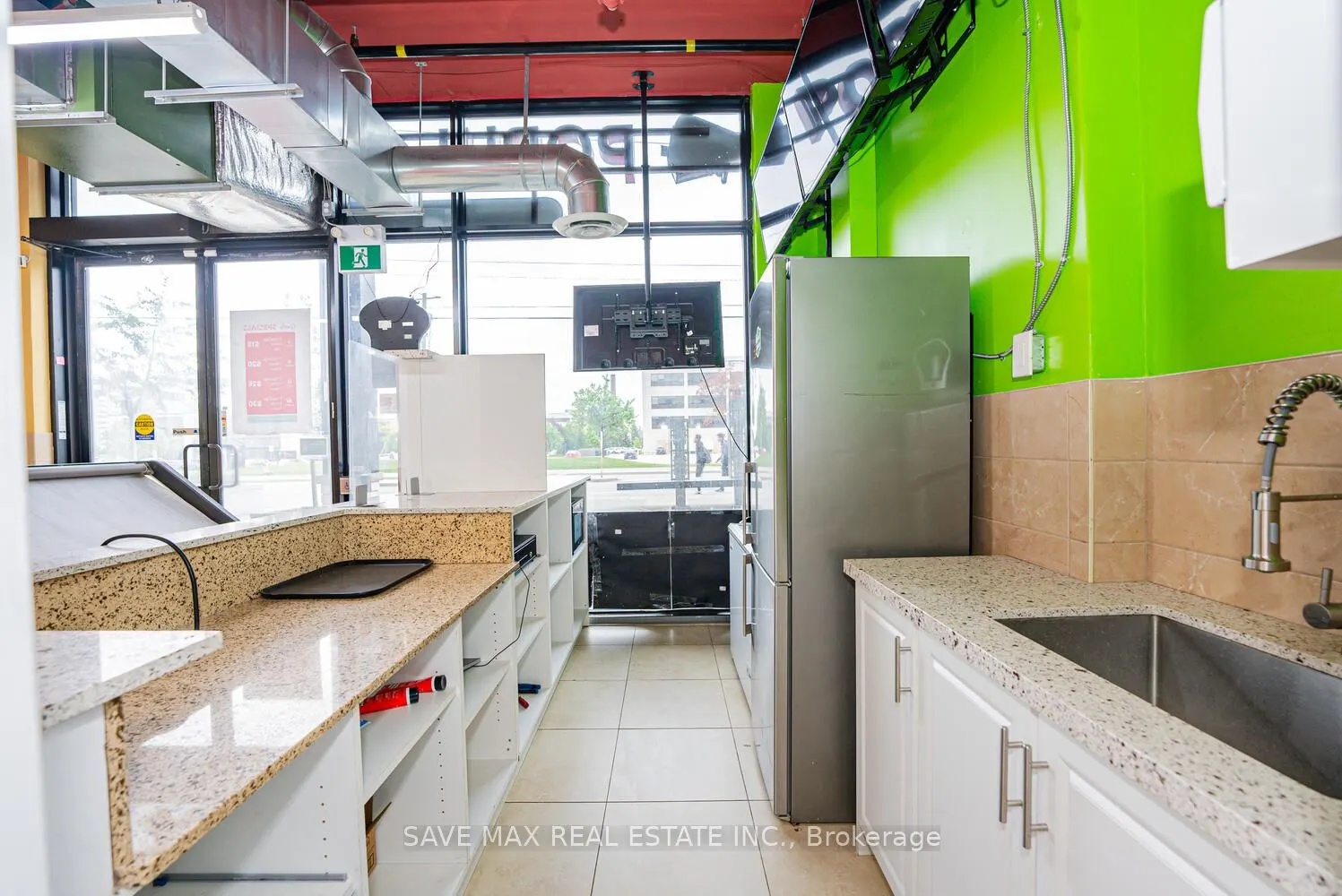 330 Philip Street W, #4