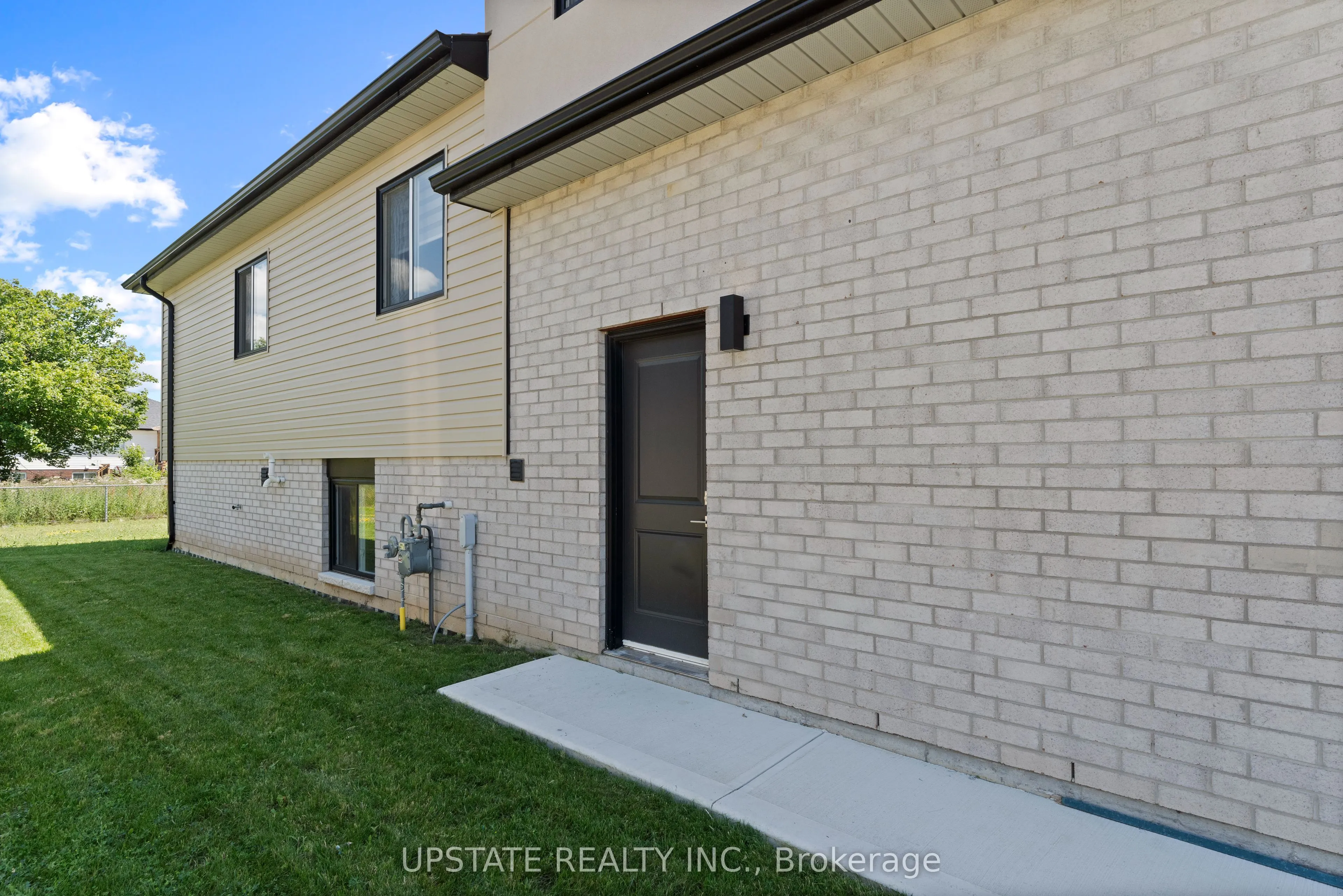 38 Noble Court