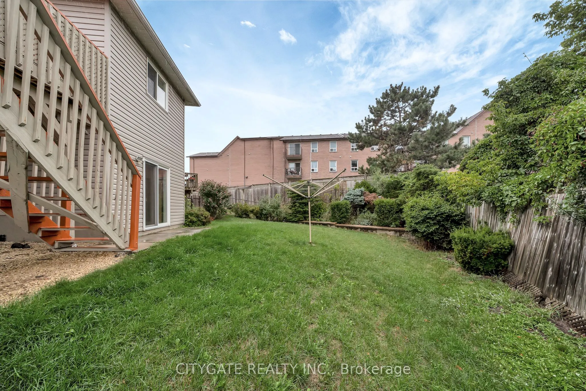 43 Follwell Crescent