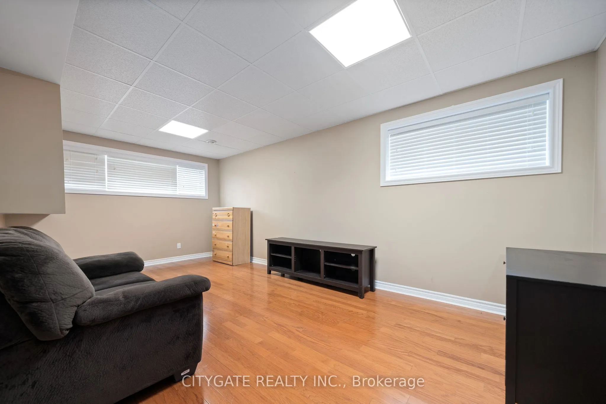 43 Follwell Crescent
