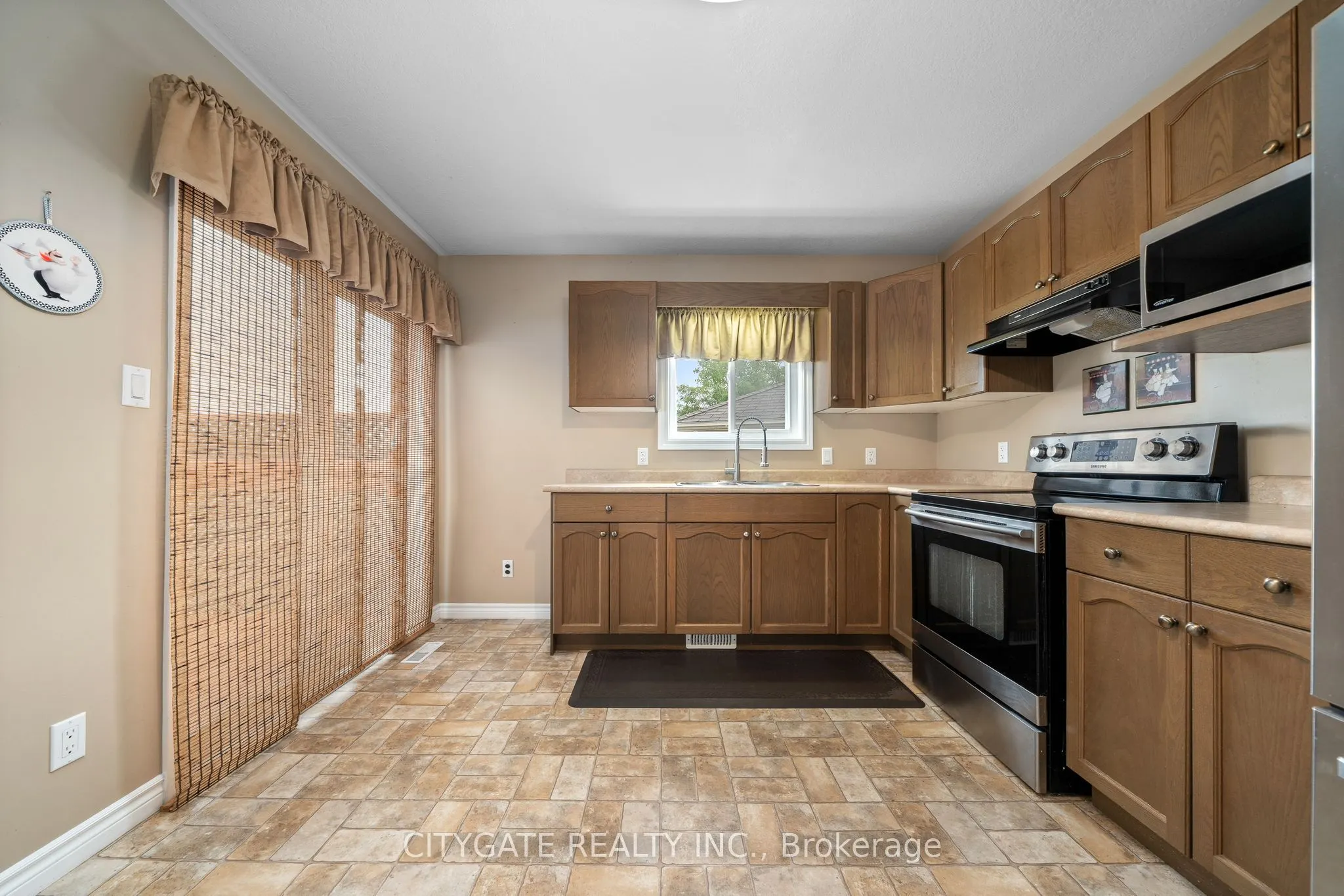 43 Follwell Crescent