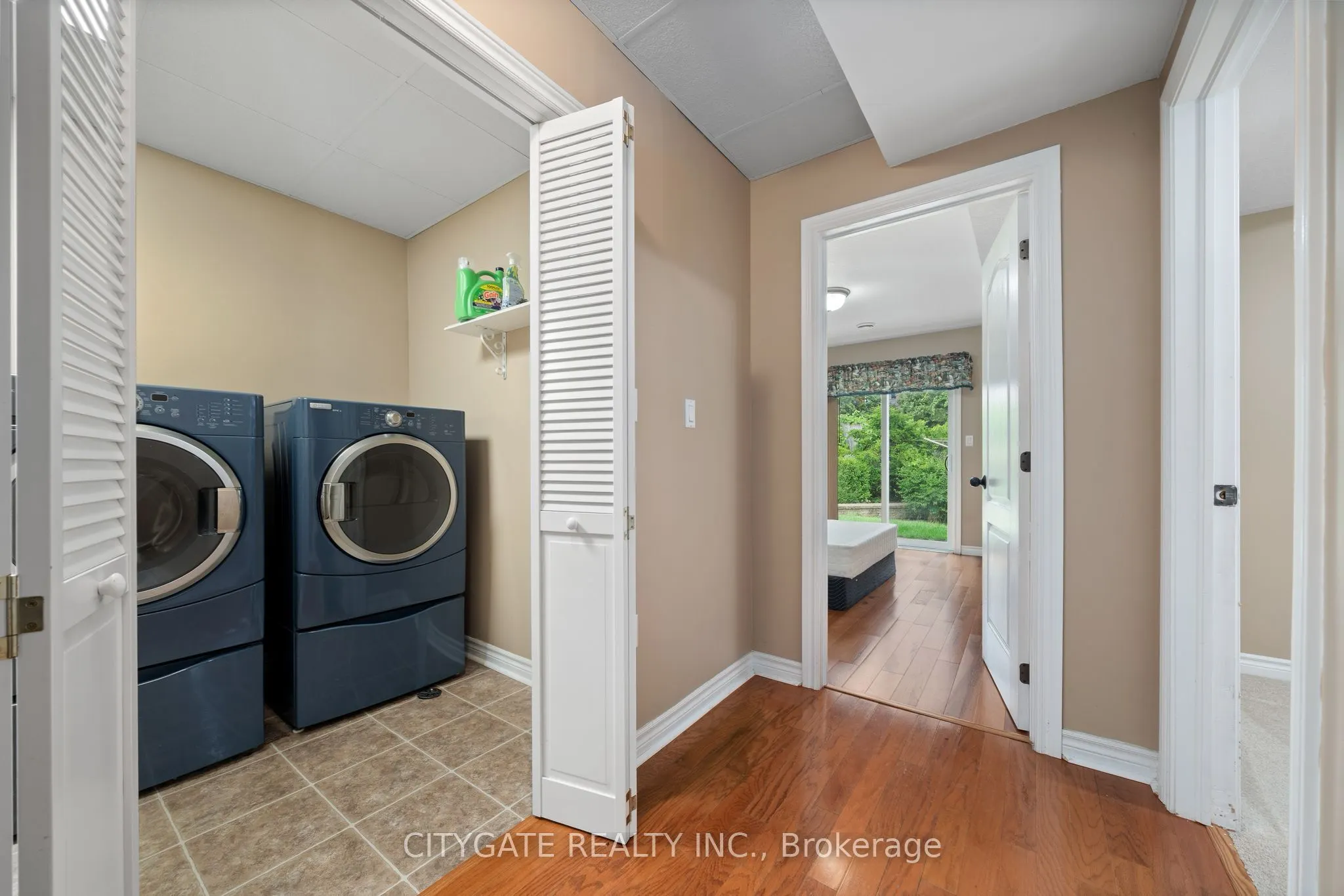43 Follwell Crescent