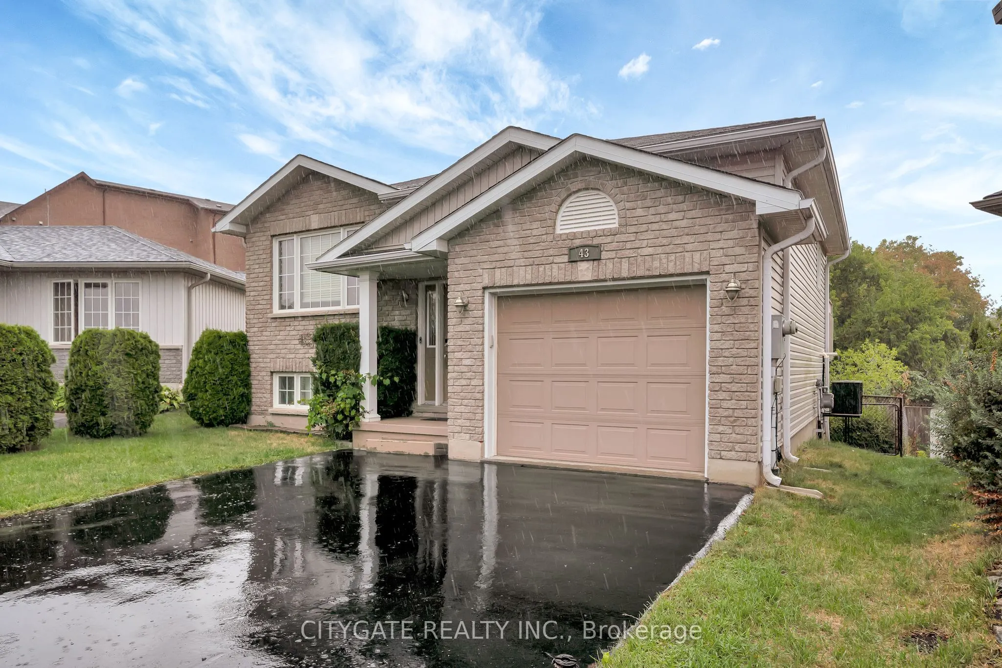 43 Follwell Crescent