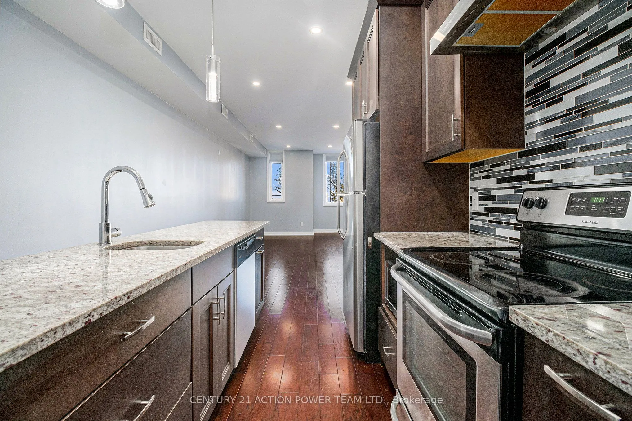 453 Booth Street, #B