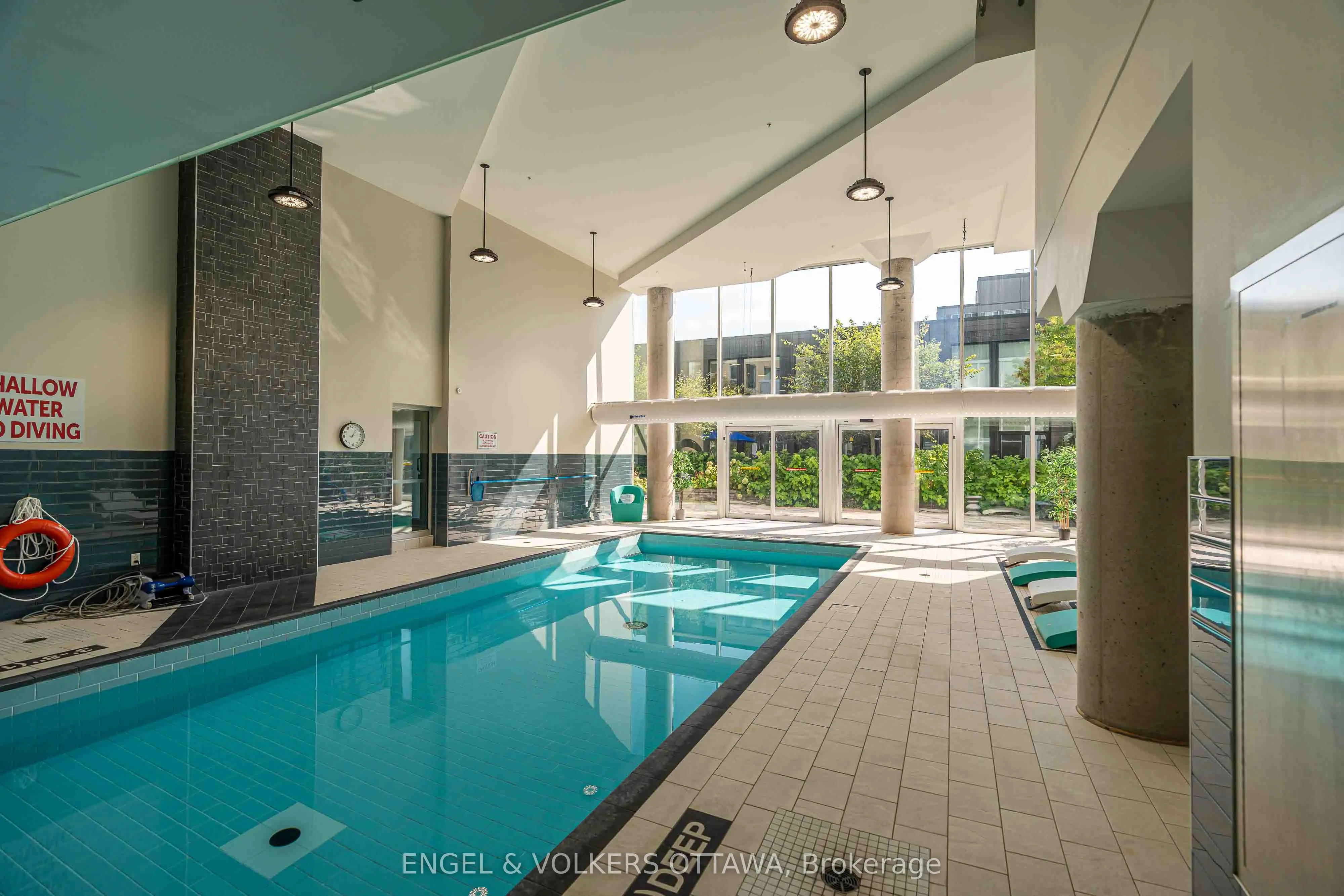 197 lisgar Street, #202