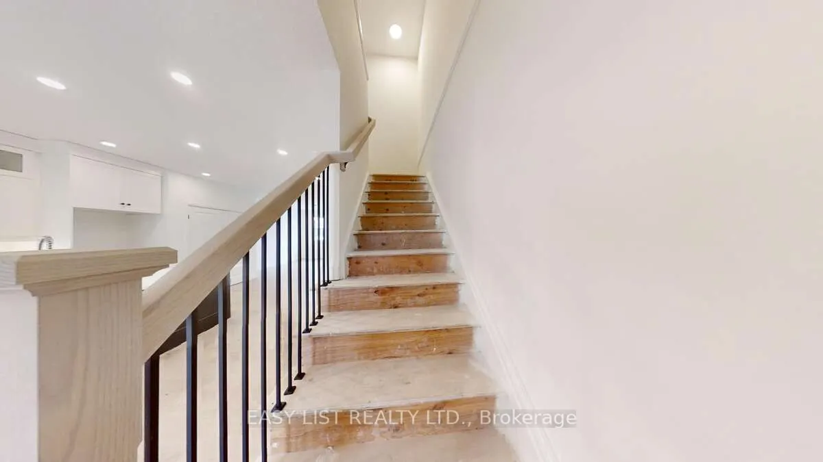 6 Kay Crescent